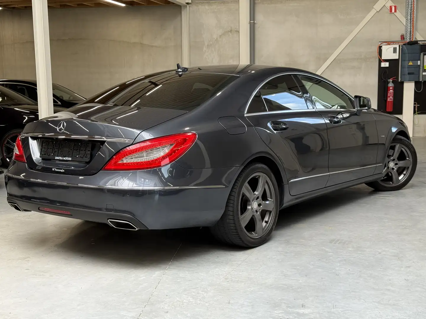 Mercedes-Benz CLS 250 CDI DPF BlueEFFICIENCY 7G-TRONIC Gris - 2