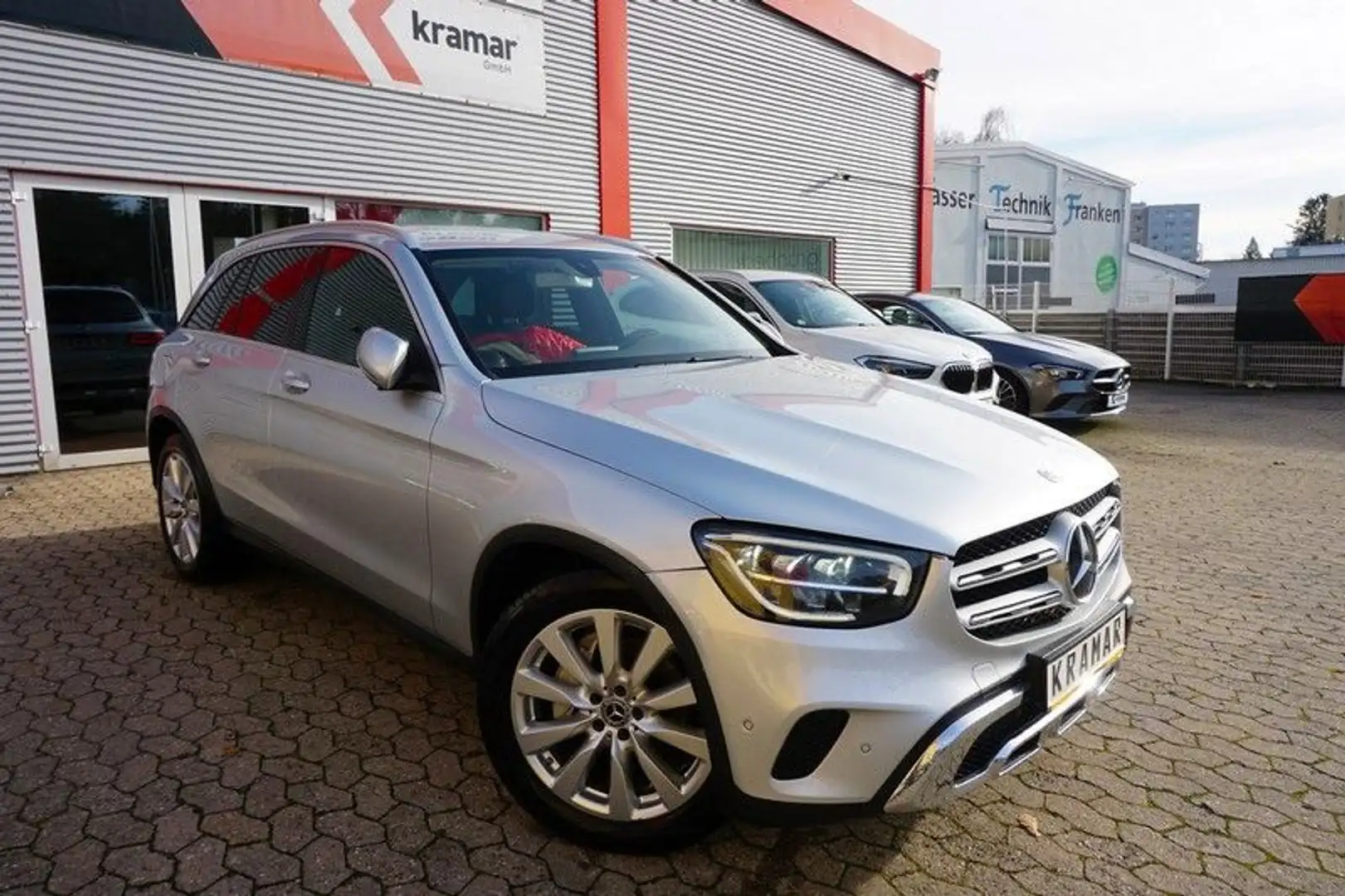 Mercedes-Benz GLC 220 d 9G 4MATIC LED/Navi/Kam Silber - 2