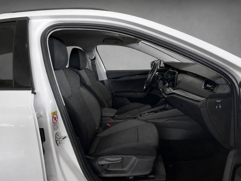 Skoda Octavia Octavia Combi Ambition //Keyless//LED//DAB// — photo 11