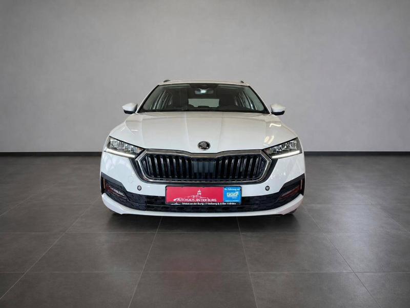 Skoda Octavia Octavia Combi Ambition //Keyless//LED//DAB// — photo 2