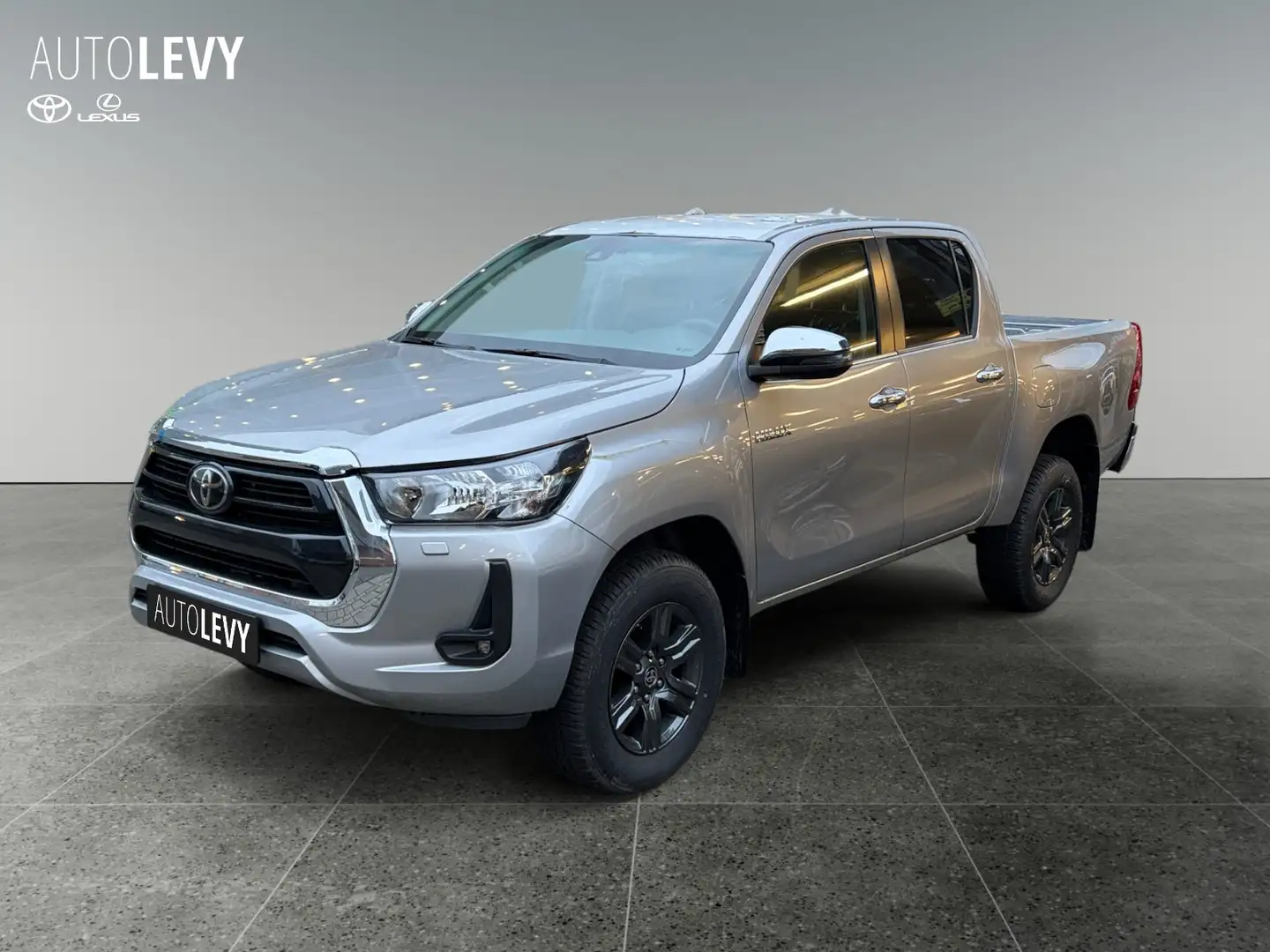 Toyota Hilux Double Cab 2.4 D-4D 4x4 Comfort *SOFORT* Stříbrná - 2