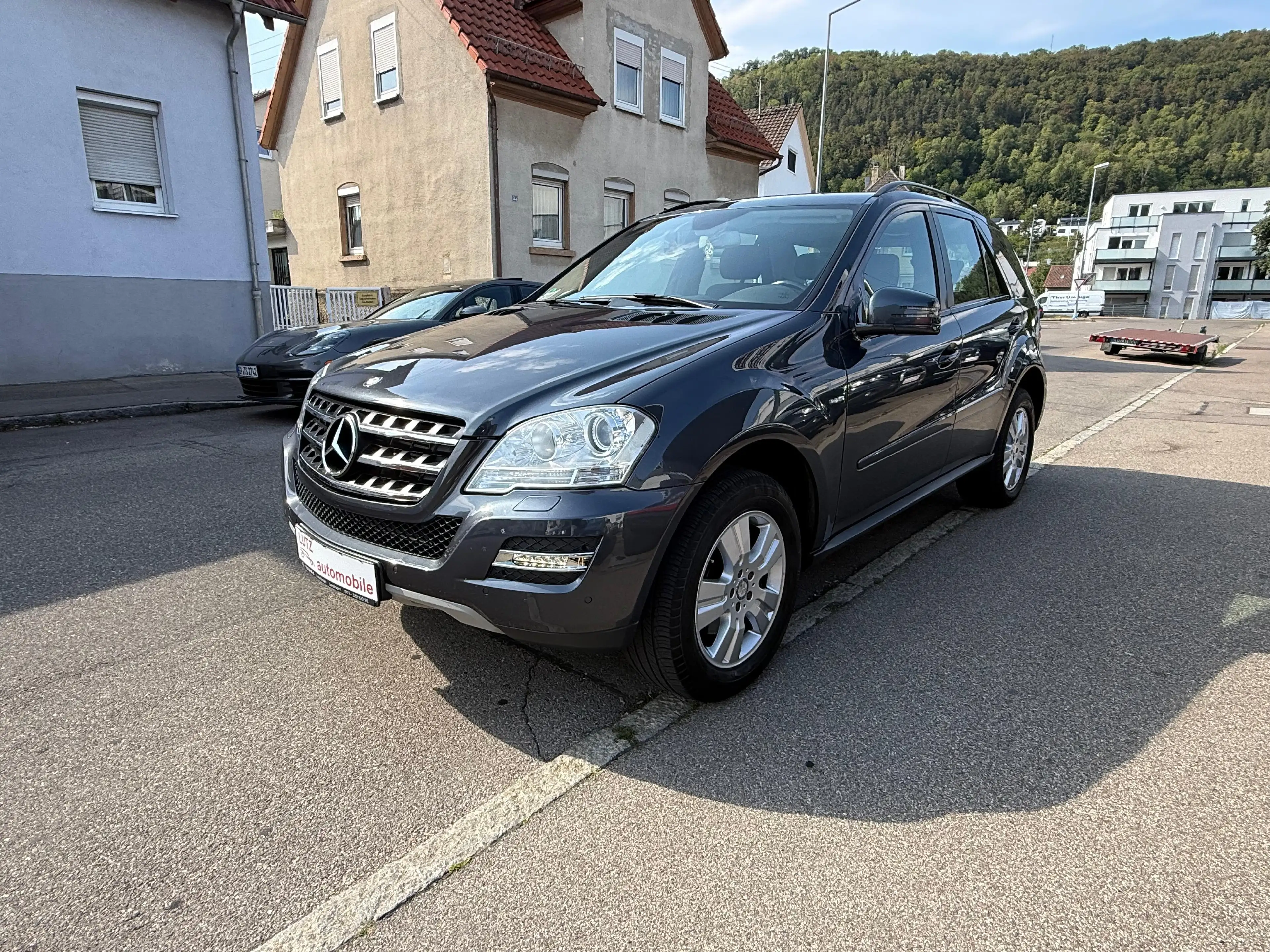 Mercedes-Benz ML 300 ML 300 CDI BlueEfficiency 4Matic (164.121)