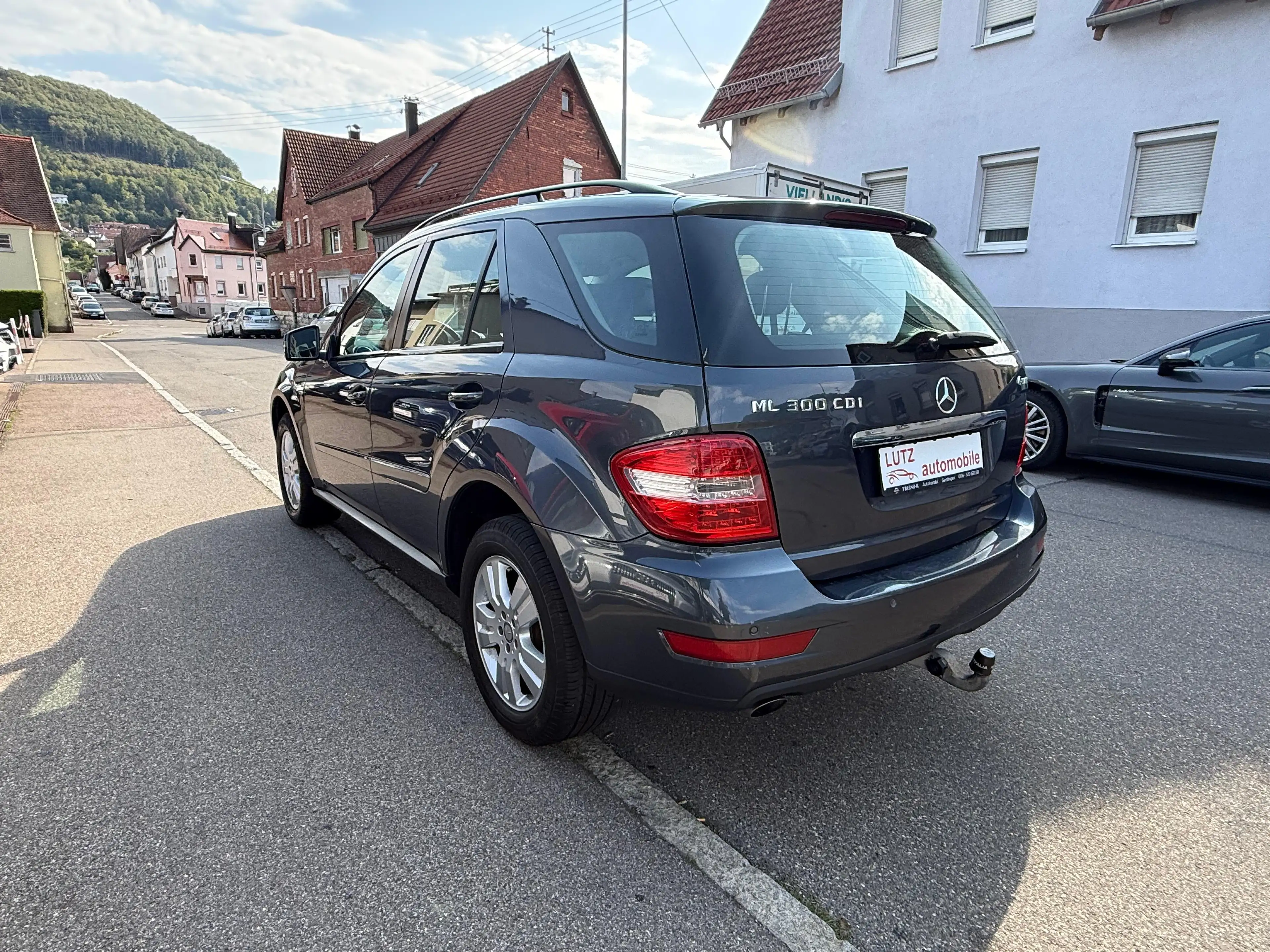 Mercedes-Benz ML 300 ML 300 CDI BlueEfficiency 4Matic (164.121) — photo 12