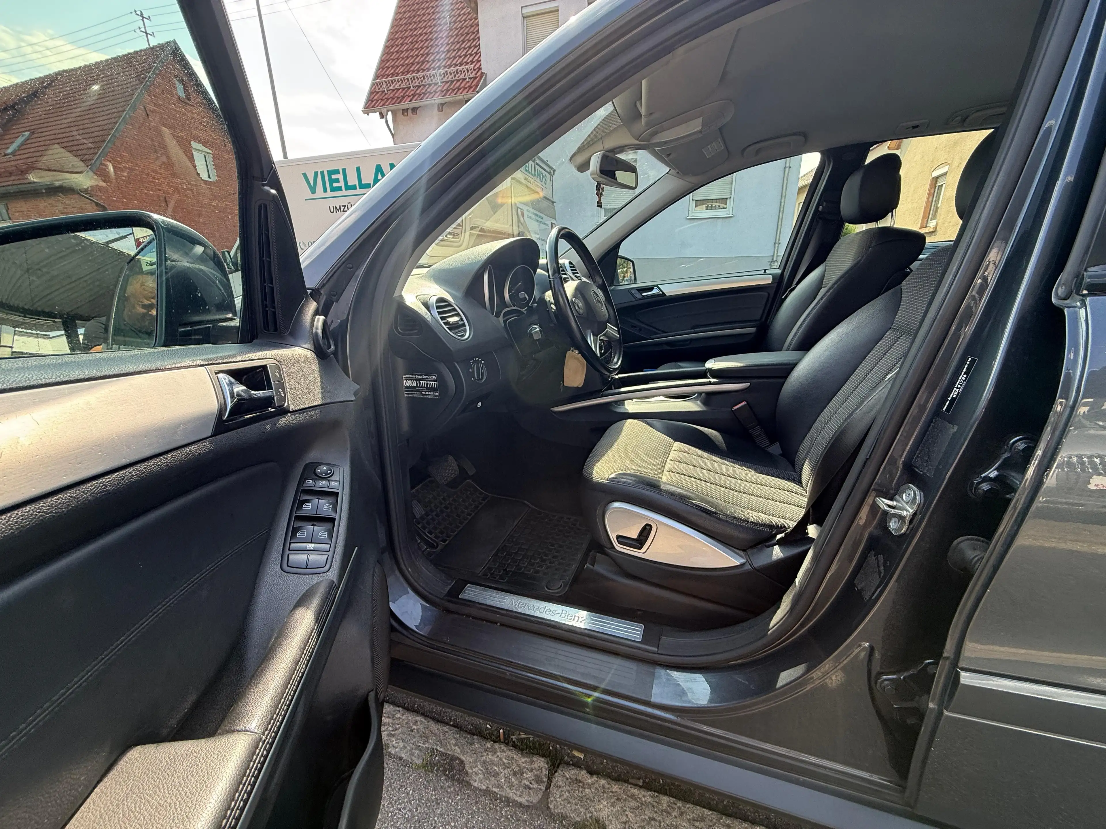 Mercedes-Benz ML 300 ML 300 CDI BlueEfficiency 4Matic (164.121) — photo 4