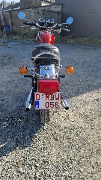 Triumph Bonneville T140V - foto 4