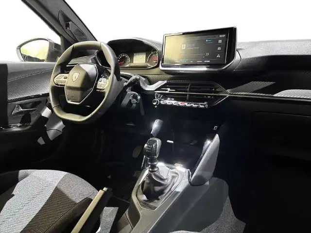 Peugeot 2008 view 15