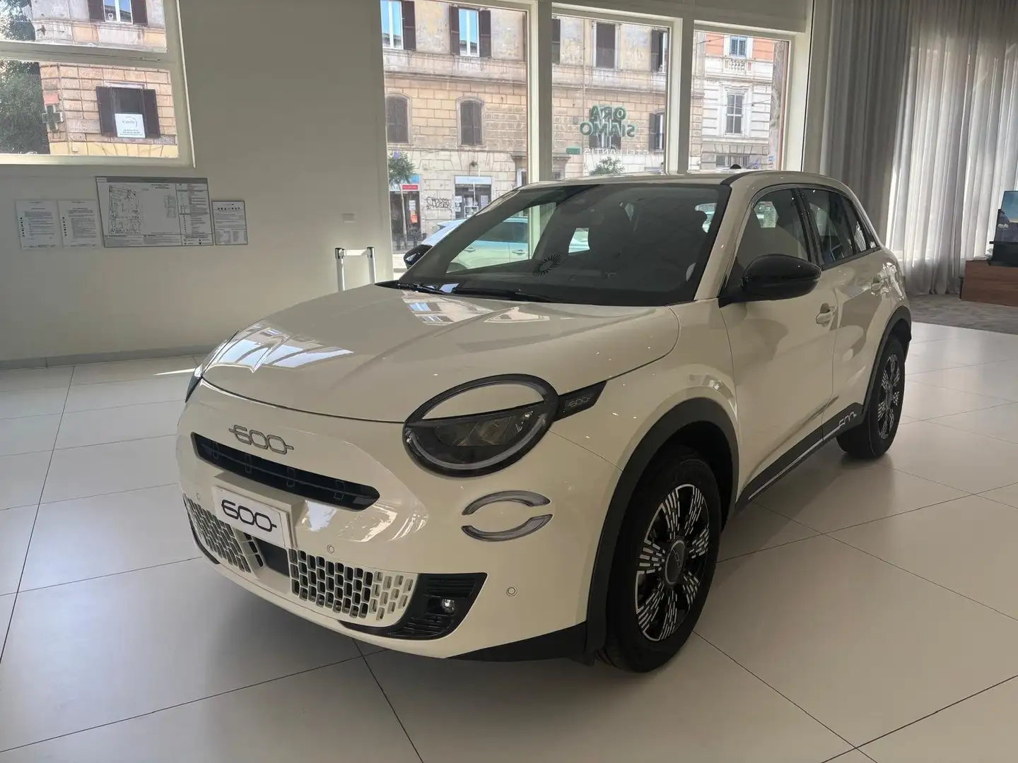 Fiat 600 1.2 HYBRID 110CV Bianco - 1