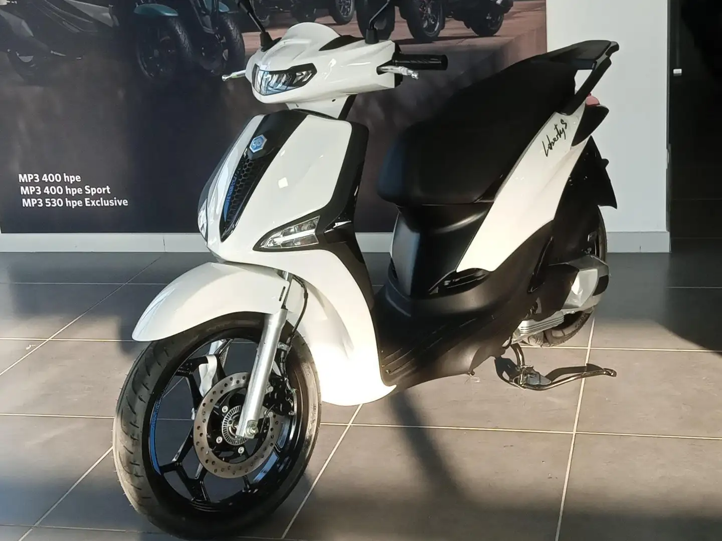 Piaggio Liberty 125 S Bianco - 1