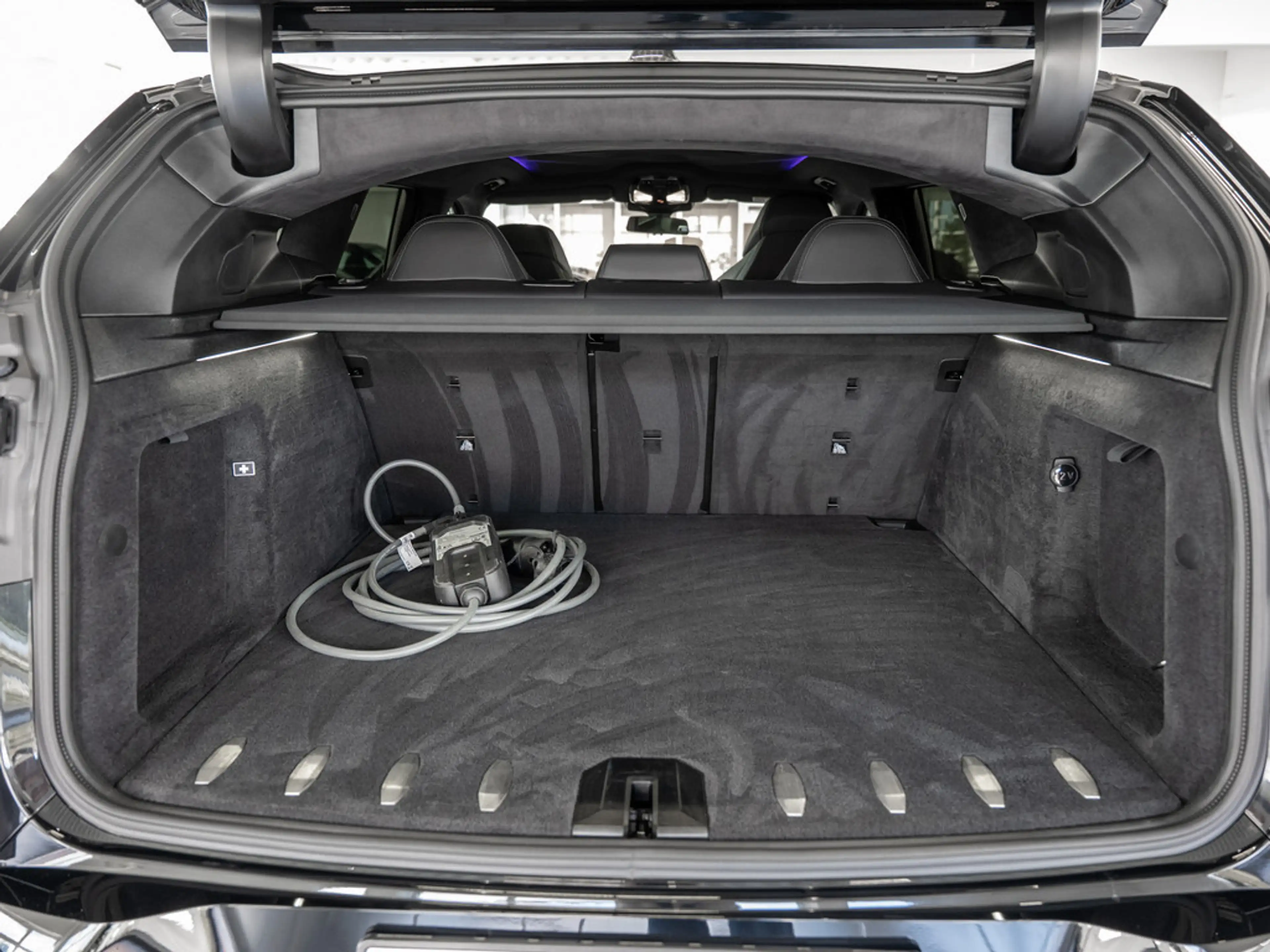 BMW XM AHK 360° LASER LED SITZBELÜFTUNG ACC NAVI — photo 12