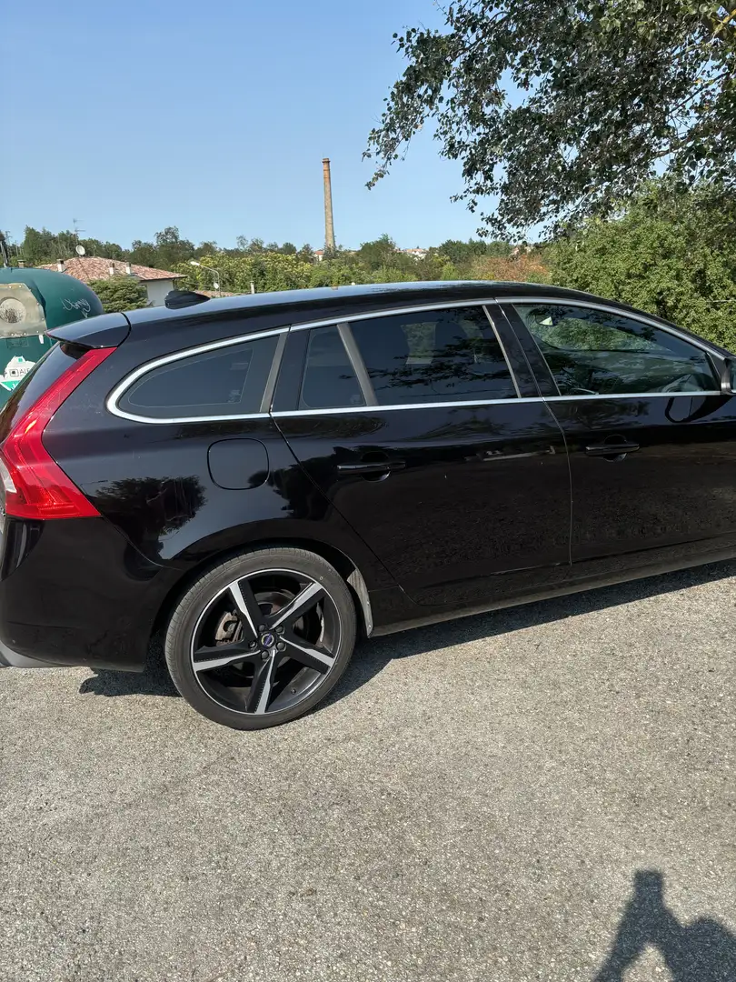 Volvo V60 D4 Ocean Race - 1