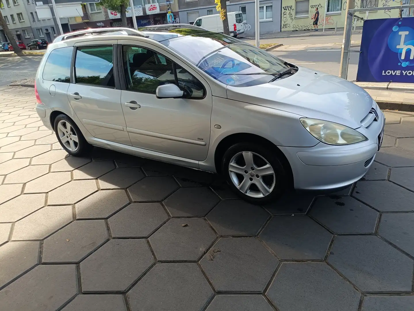 Peugeot 307 SW Premium erst 128000 Klima 1Hand Grau - 2