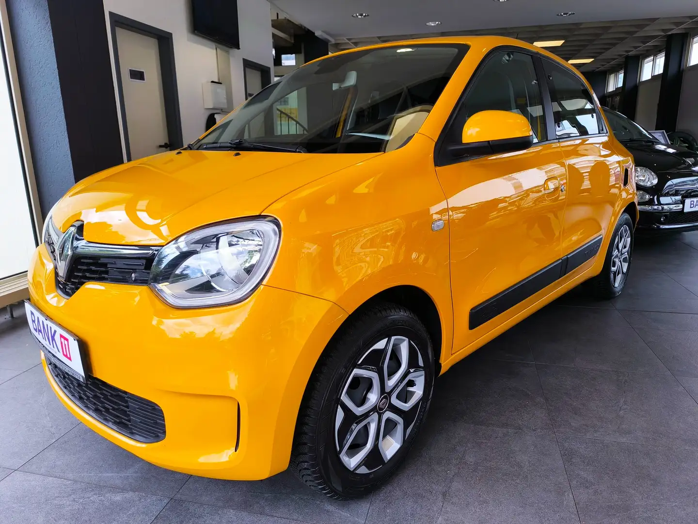 Renault Twingo Klima.-Tempom.-Bluet.-Media-Disp.-PDC.-Allwetterr. Orange - 1