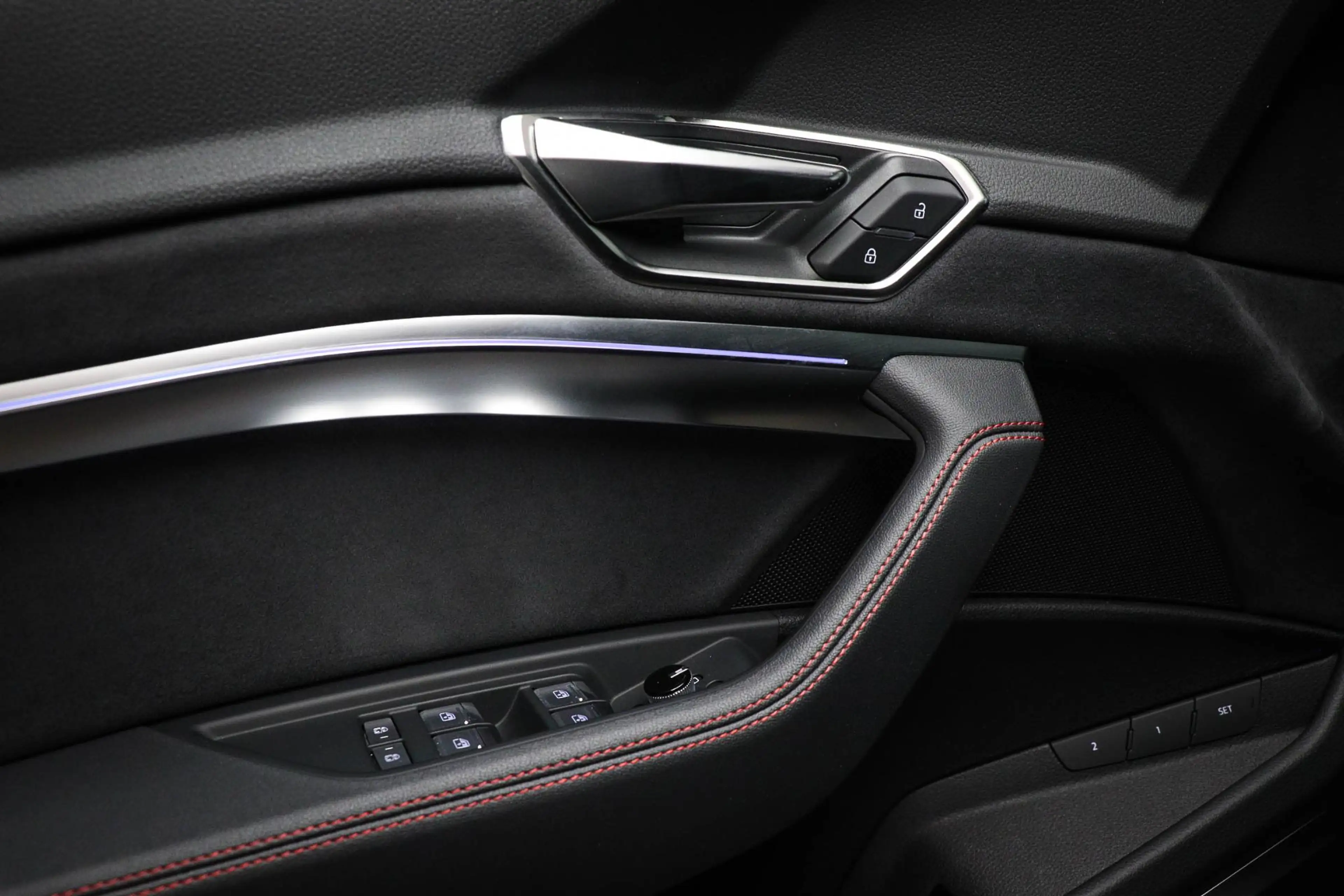 Audi Q8 e-tron 55 quattro Advanced Edition 115 kWh | PANORAMADAK — photo 34