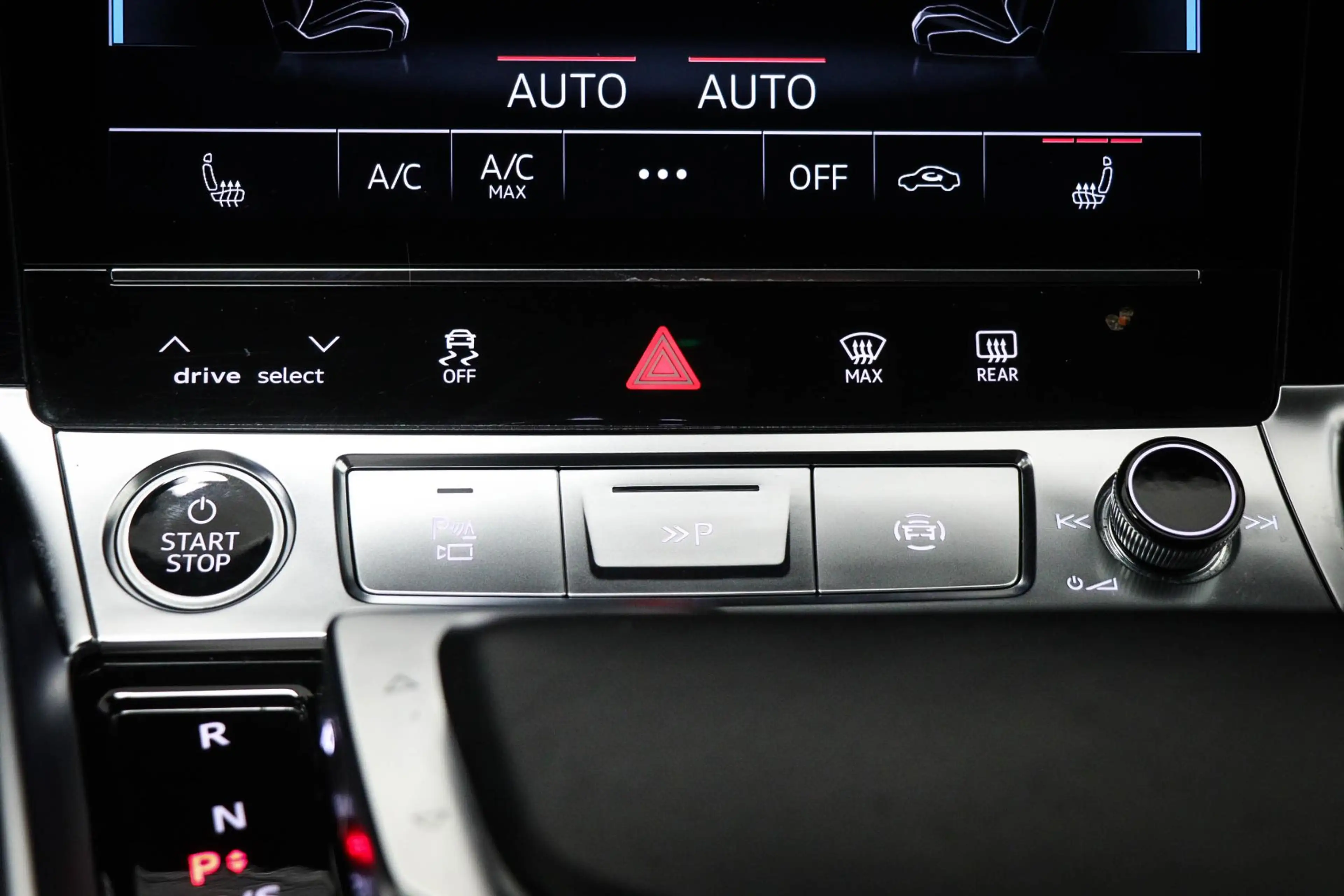 Audi Q8 e-tron 55 quattro Advanced Edition 115 kWh | PANORAMADAK — photo 46