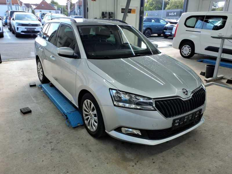 Skoda Fabia Ambition 1.0 TSI Android Auto Navi Clima — photo 2