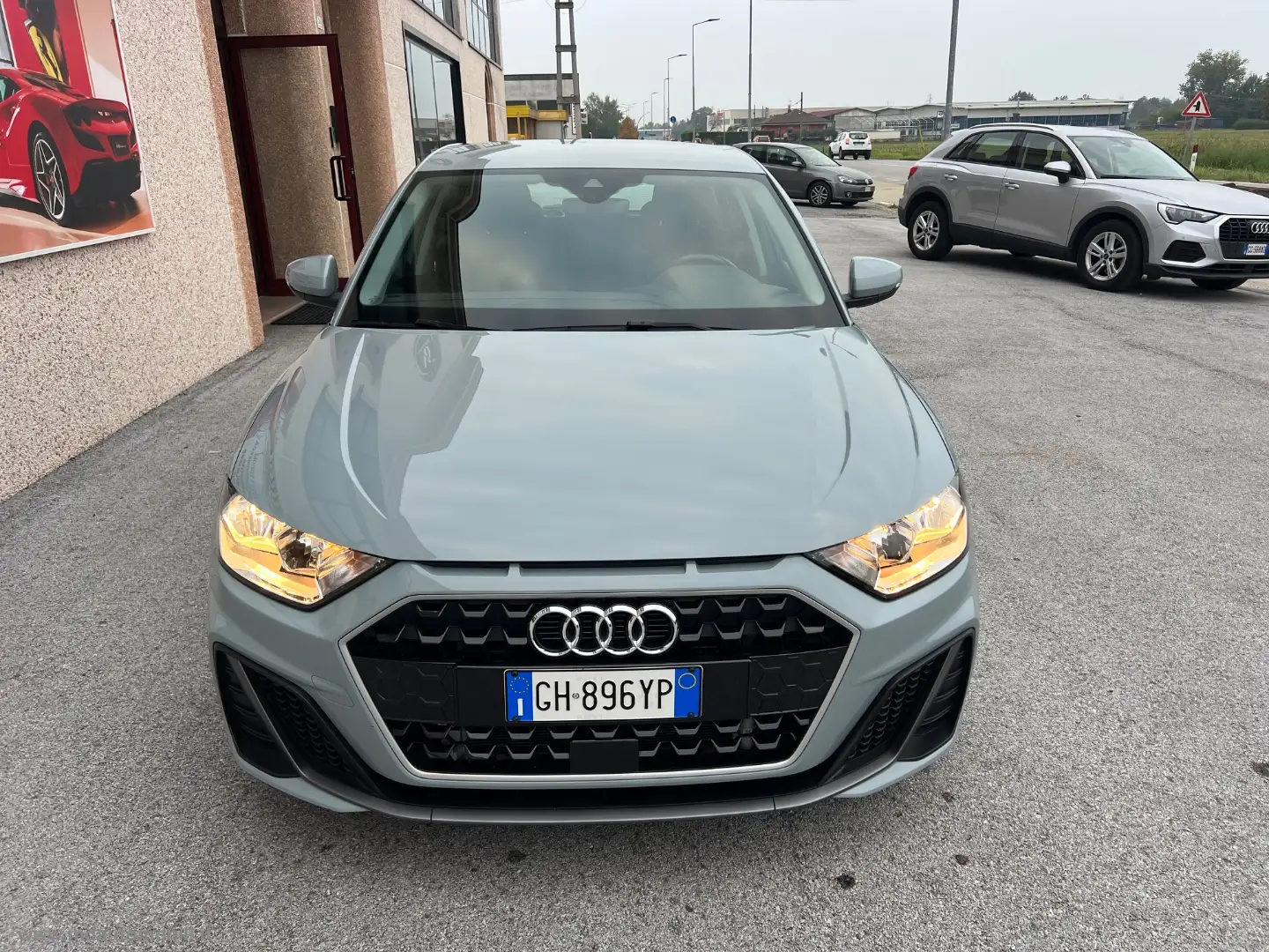 Audi A1 SPB 35 TFSI S tronic S line edition SOLO KM.22000 Gris - 2