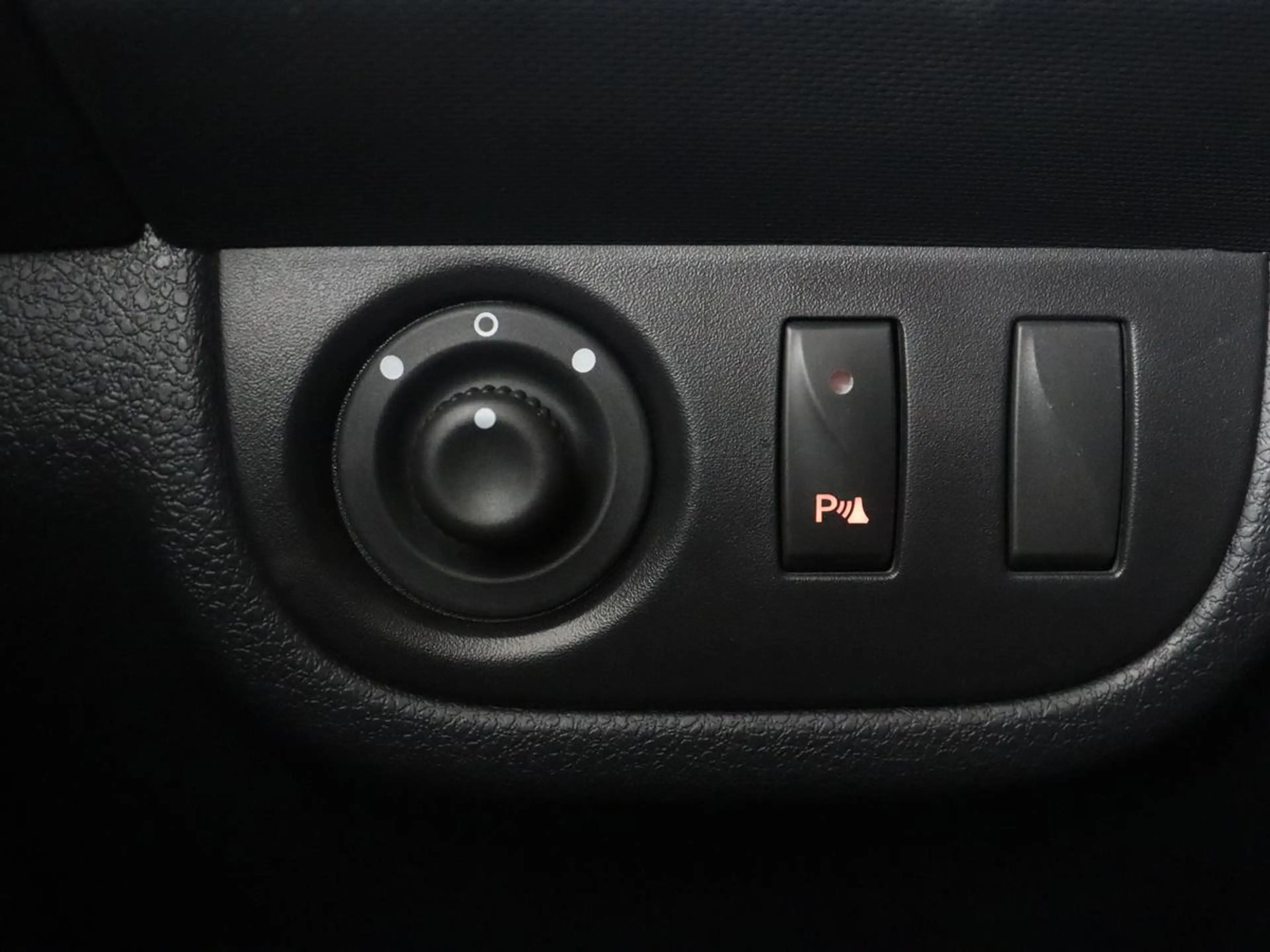 Dacia Logan MCV 1.0 TCe Bi-Fuel Stepway Serie Limitee 15th Ann — photo 11
