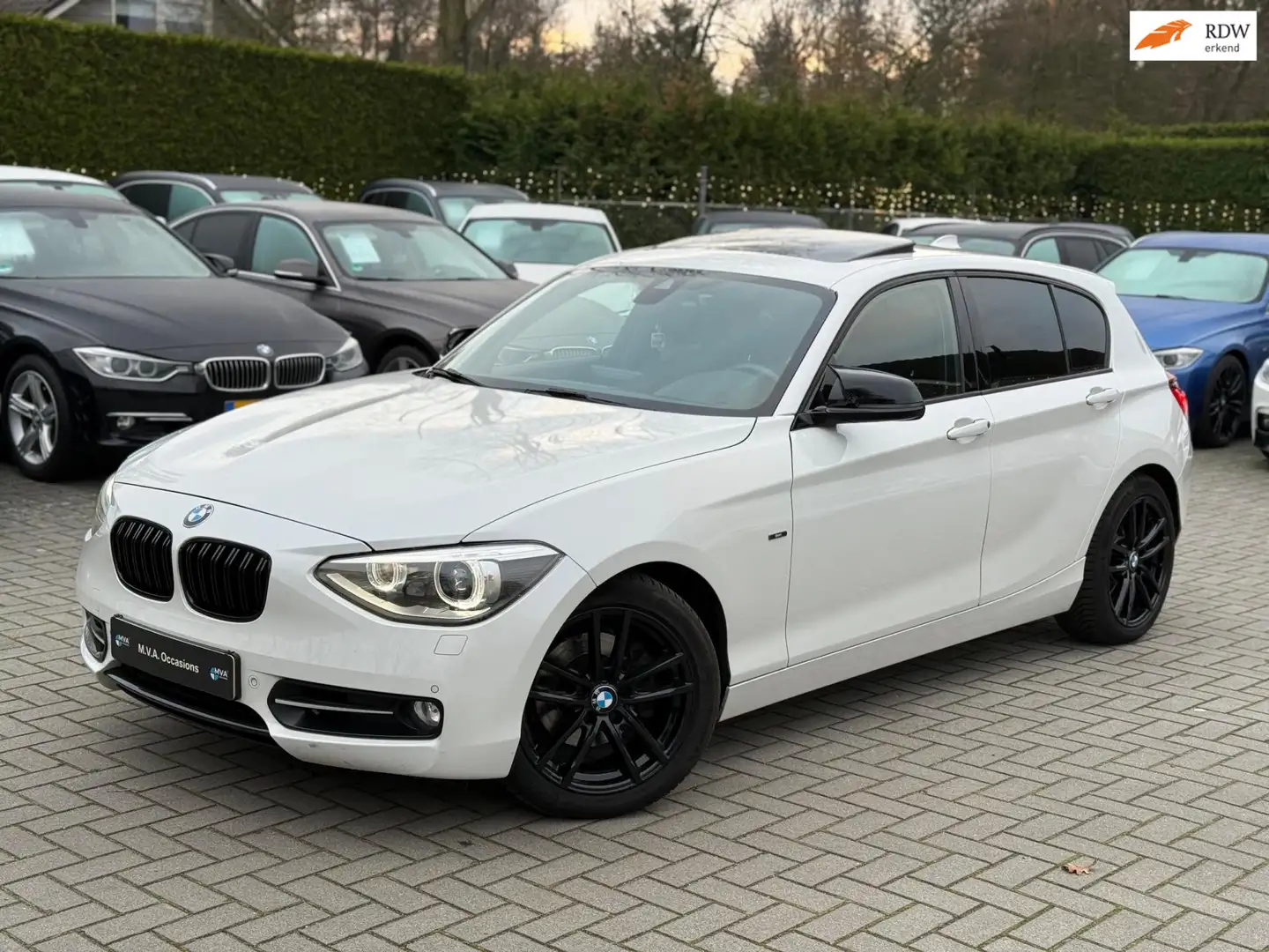 BMW 118 1-serie 118i Business+ Sport|Nieuwe Ketting + Klep Blanco - 1