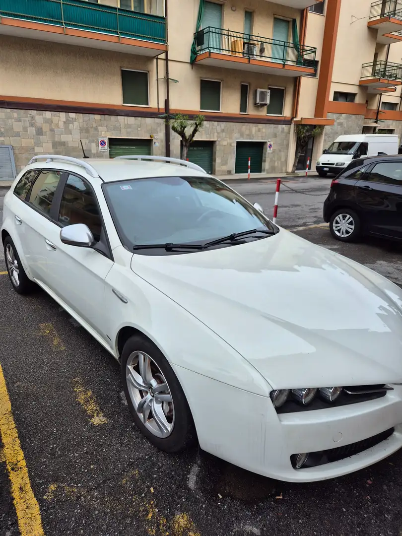Alfa Romeo 159 Super Bílá - 2