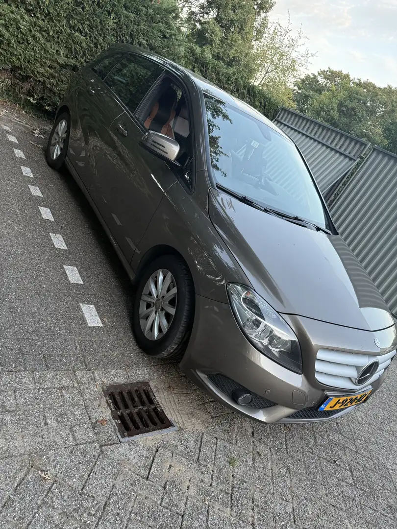 Mercedes-Benz B 200 Ambition Grijs - 2