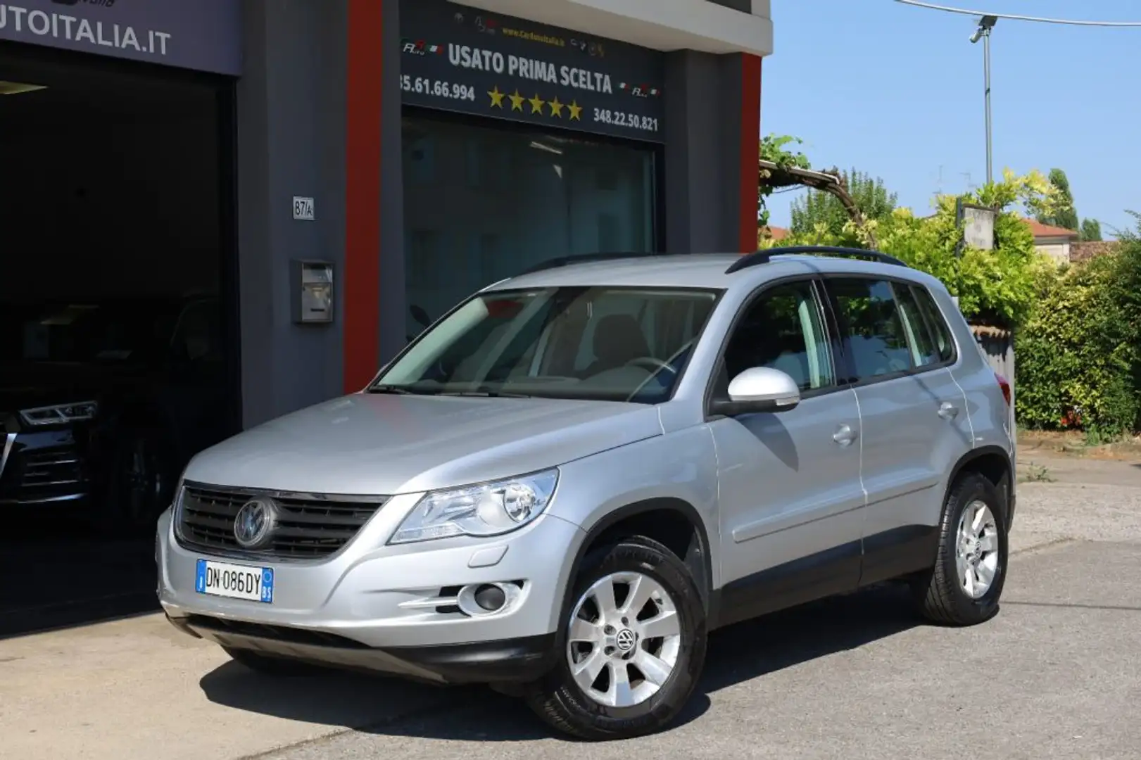 Volkswagen Tiguan 2.0 16V TDI DPF 4MOTION 4x4 UniPropr Tagliandi VW Argento - 1