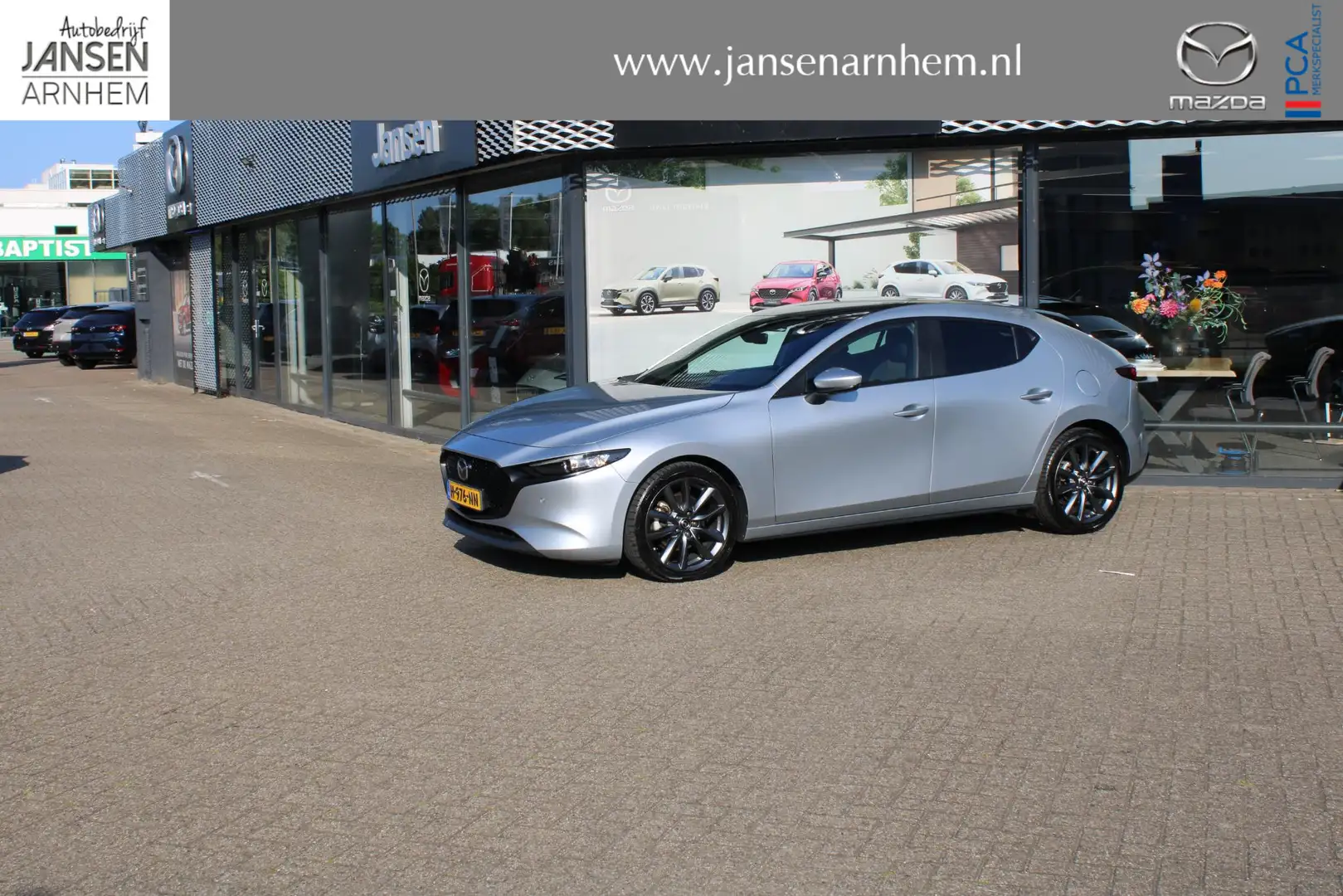 Mazda 3 HB 2.0 e-SkyActiv-G M Hybrid 122 Comfort , Automaa Gris - 1