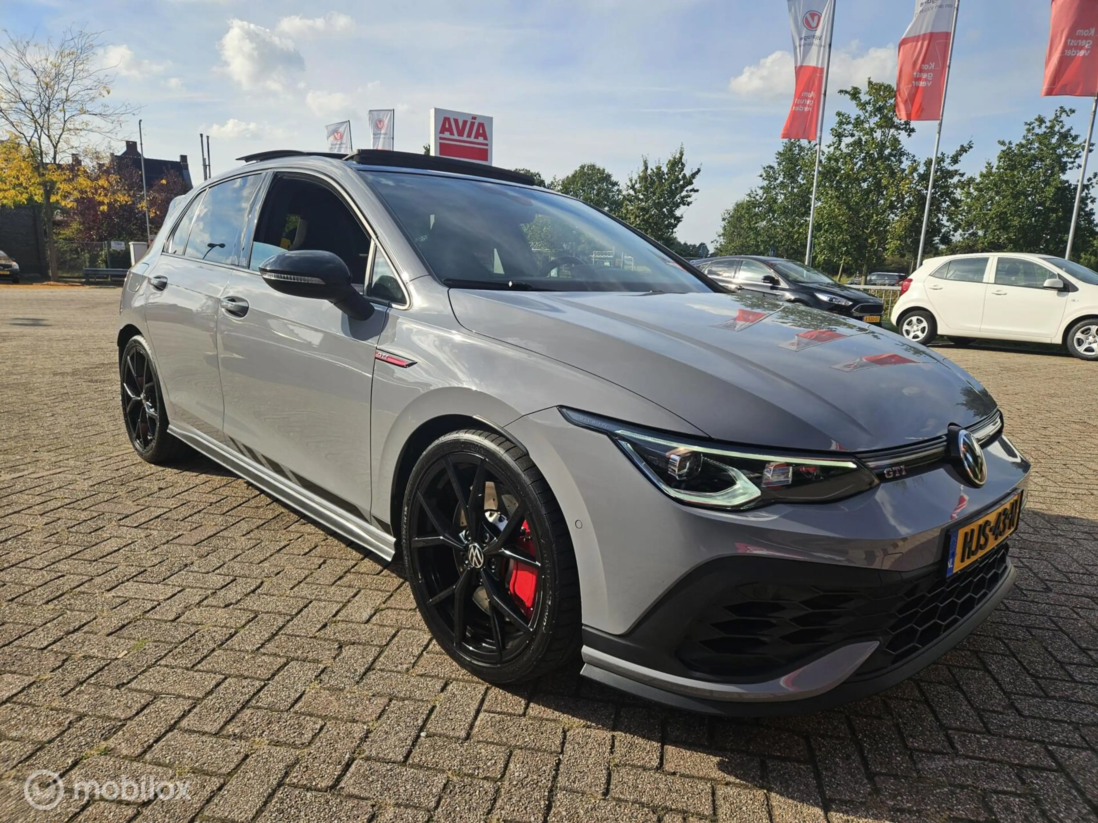 Volkswagen Golf GTI 2.0 TSI — photo 4
