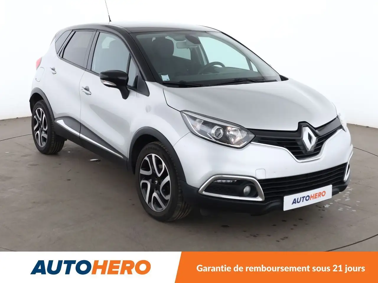 Renault Captur — photo 8