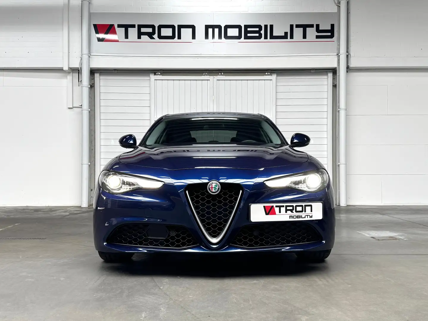 Alfa Romeo Giulia Giulia 2.2 Diesel AT8 180pk NAVI*DAB*LED*CC*LEDER Blauw - 2