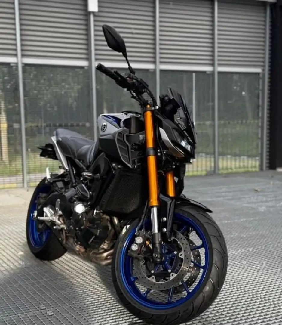 Yamaha MT-09 SP Zwart - 2
