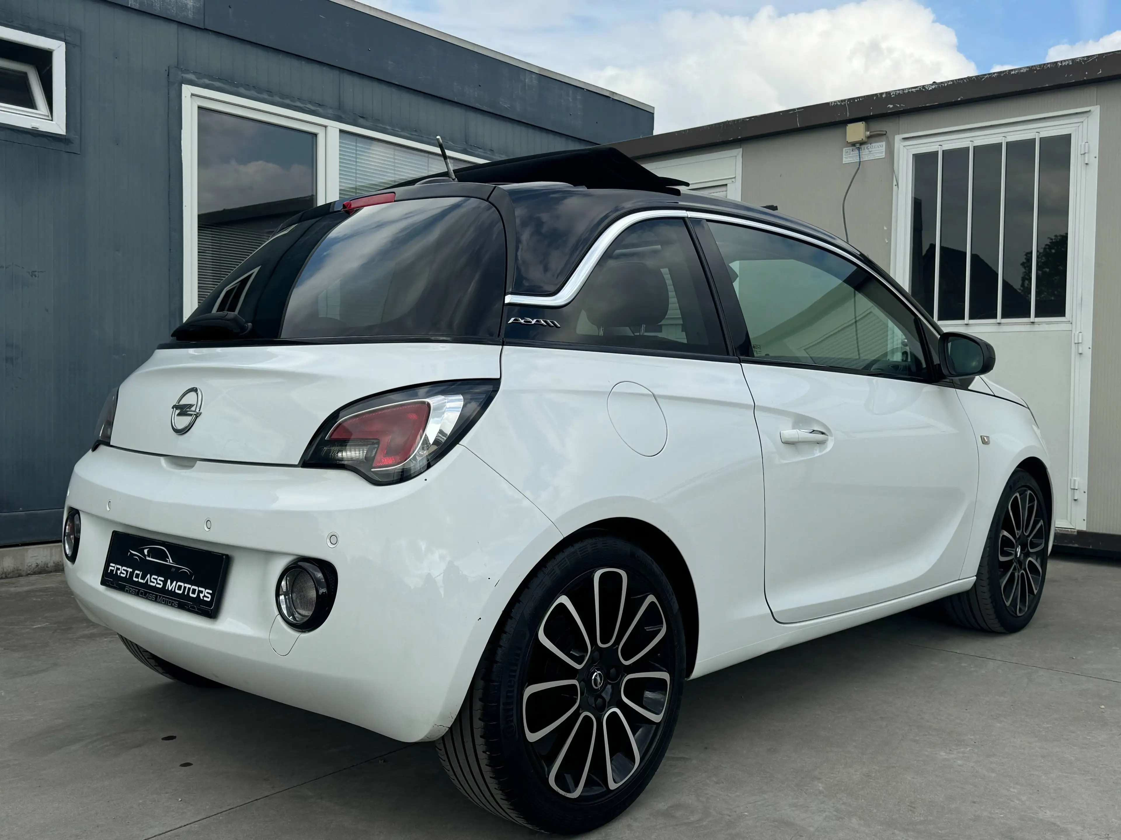 Opel Adam 1.2i Open Air - CARPLAY - CAPTEURS - AIRCO - SIEGES/VOLANT CHAUFFANT - CRUISE CONTROL - GARANTIE 12 MOIS — photo 8