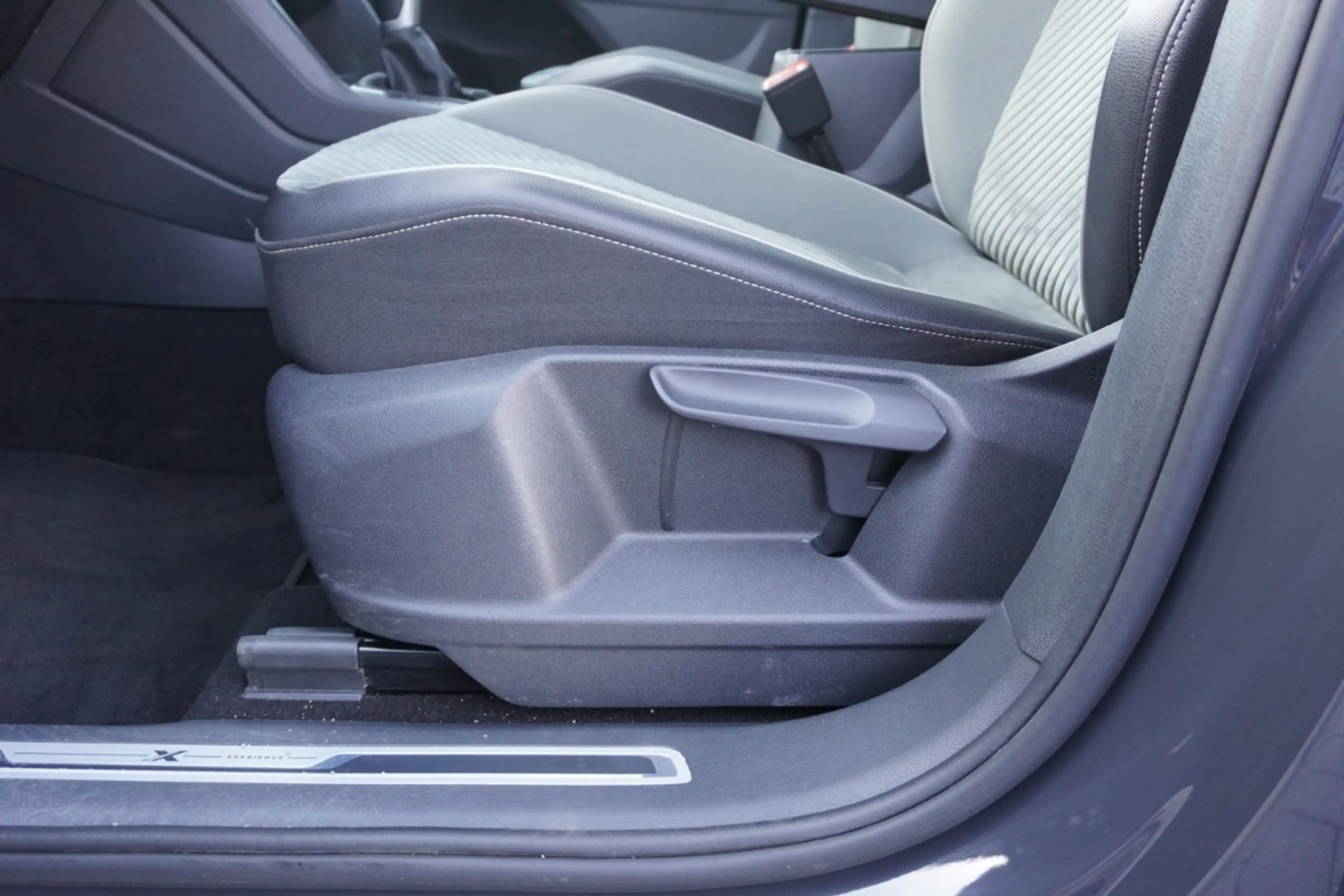 SEAT Tarraco 1.5 Xperience LED ACC SmartLink Kamera — photo 9