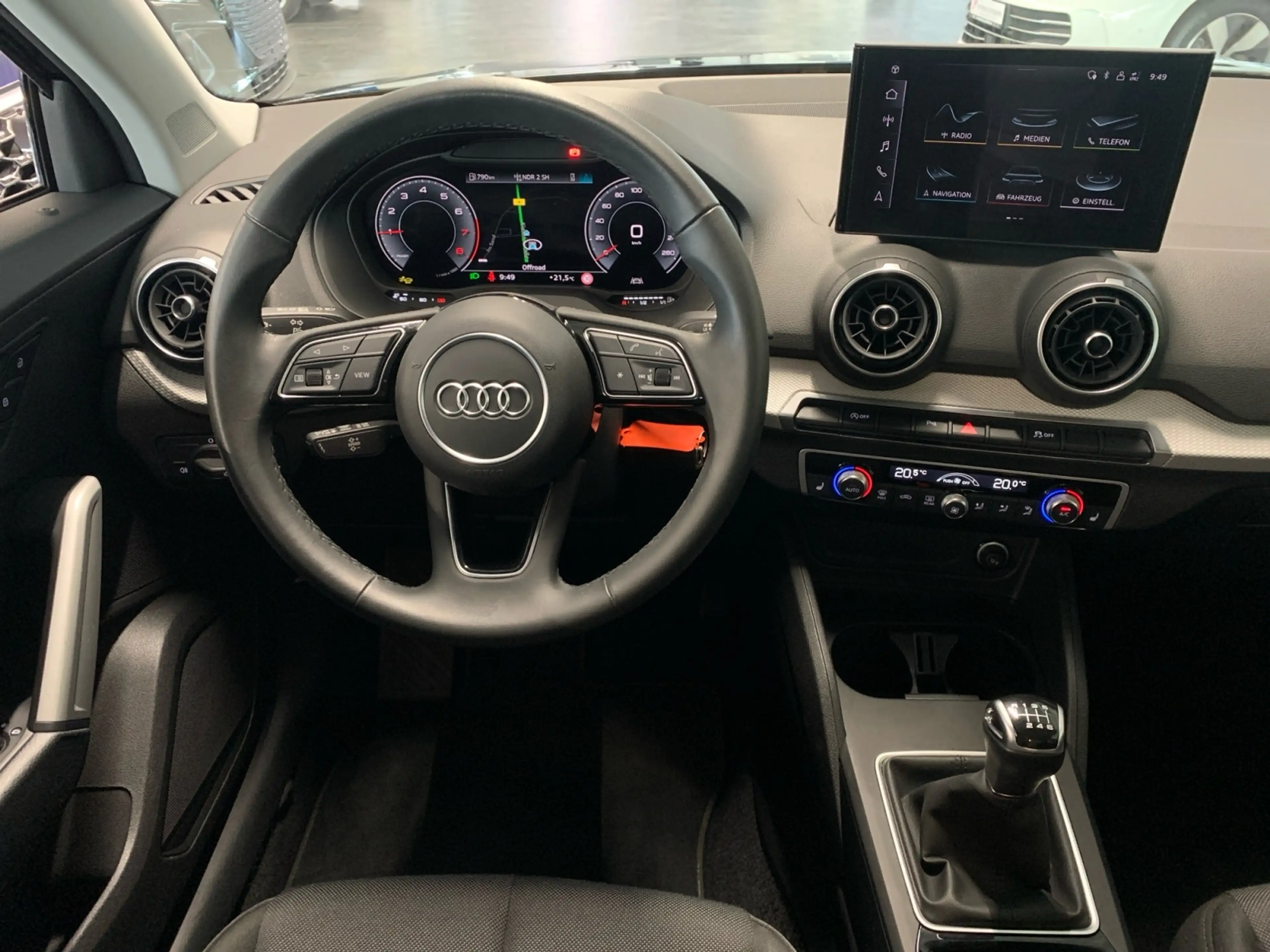 Audi Q2 advanced 30 TFSI NAVI KAMERA SHZ LED PDC — photo 9