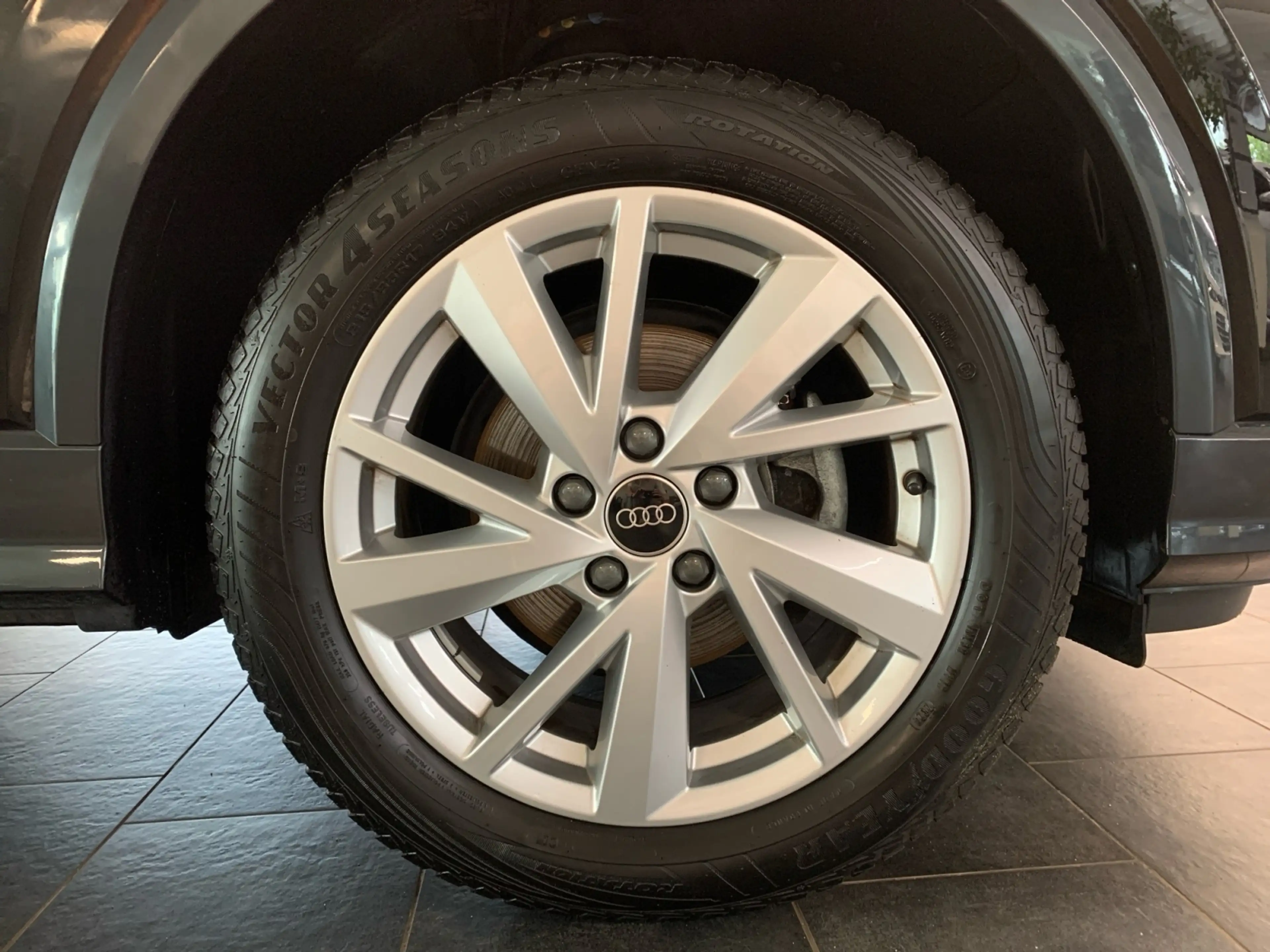 Audi Q2 advanced 30 TFSI NAVI KAMERA SHZ LED PDC — photo 8