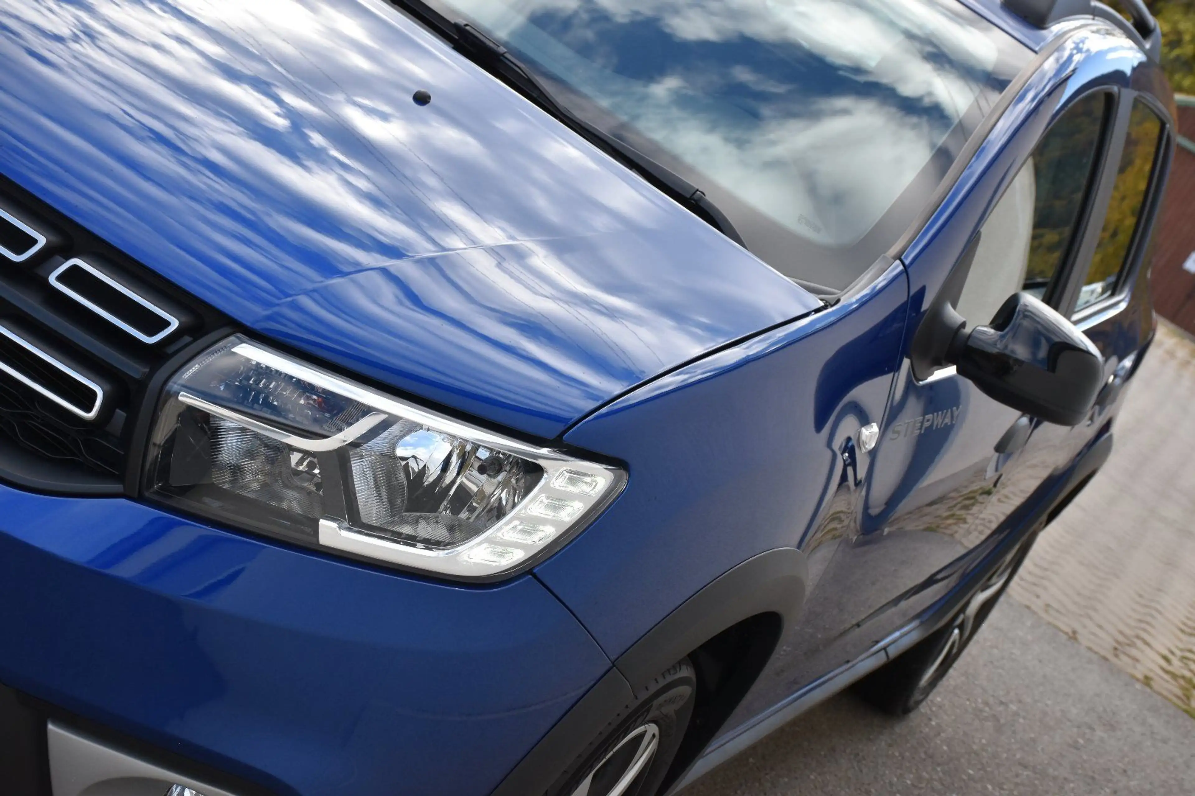 Dacia Sandero II 0.9 TCe 90 eco² Celebration / Service NEU / An — photo 14