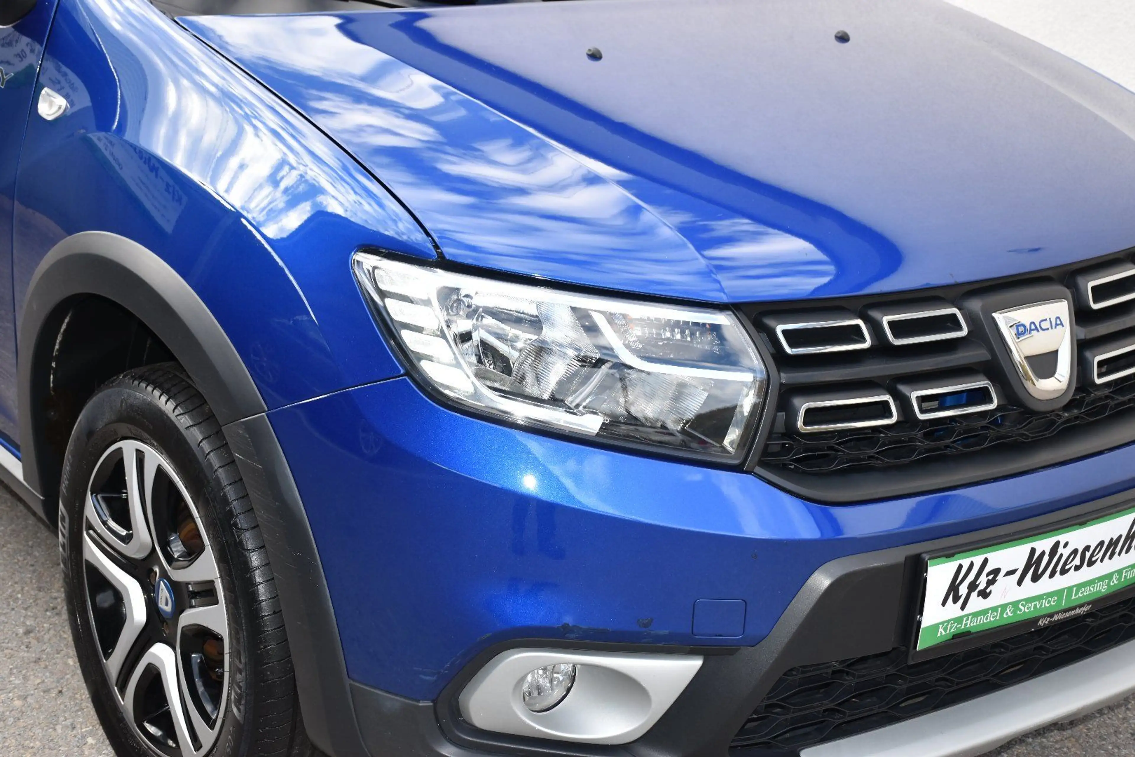 Dacia Sandero II 0.9 TCe 90 eco² Celebration / Service NEU / An — photo 12