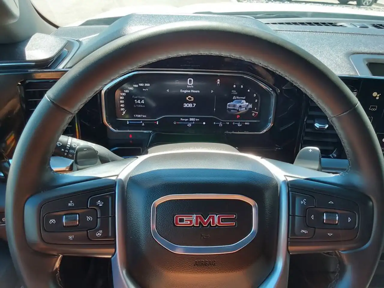 GMC Sierra 1500 photo GMC Sierra 1500