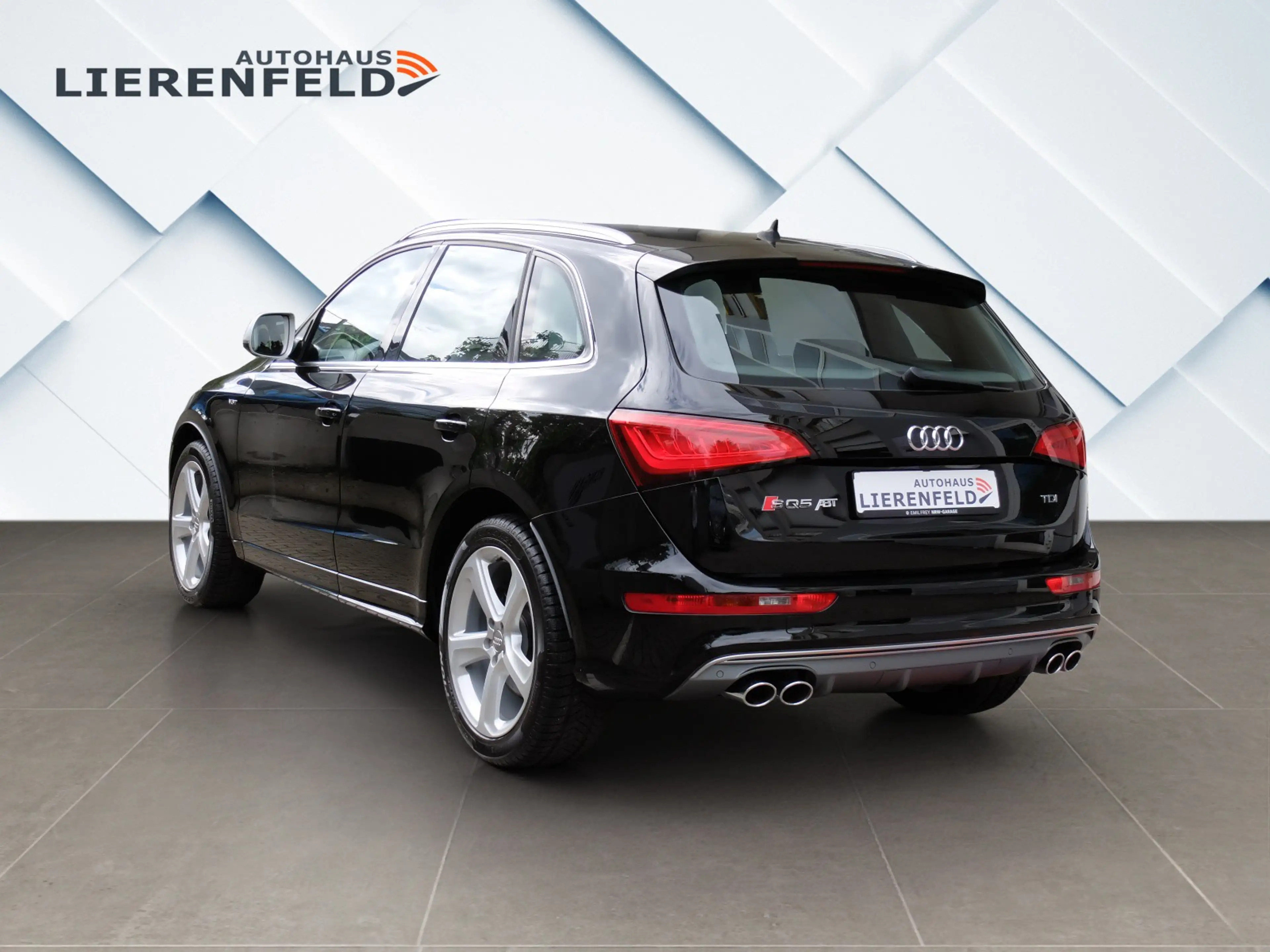 Audi SQ5 3.0 TDI quattro 1.Hand Scheckheft — photo 5