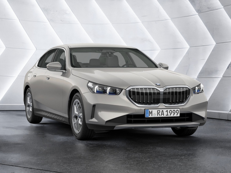 BMW 520 i PDC SHZ KAMERA H/K NAVI ACC STANDHZ LED — photo 2