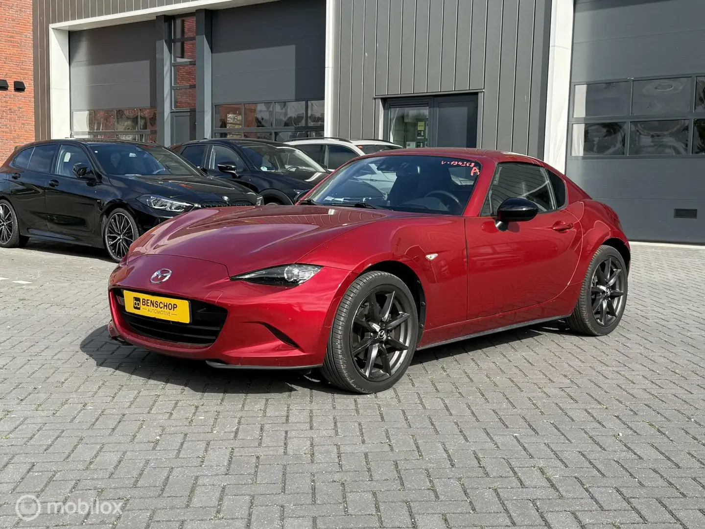 Mazda MX-5 RF 2.0 SkyActiv-G 160 GT-M Leer Navi PDC Cruise St Rood - 2