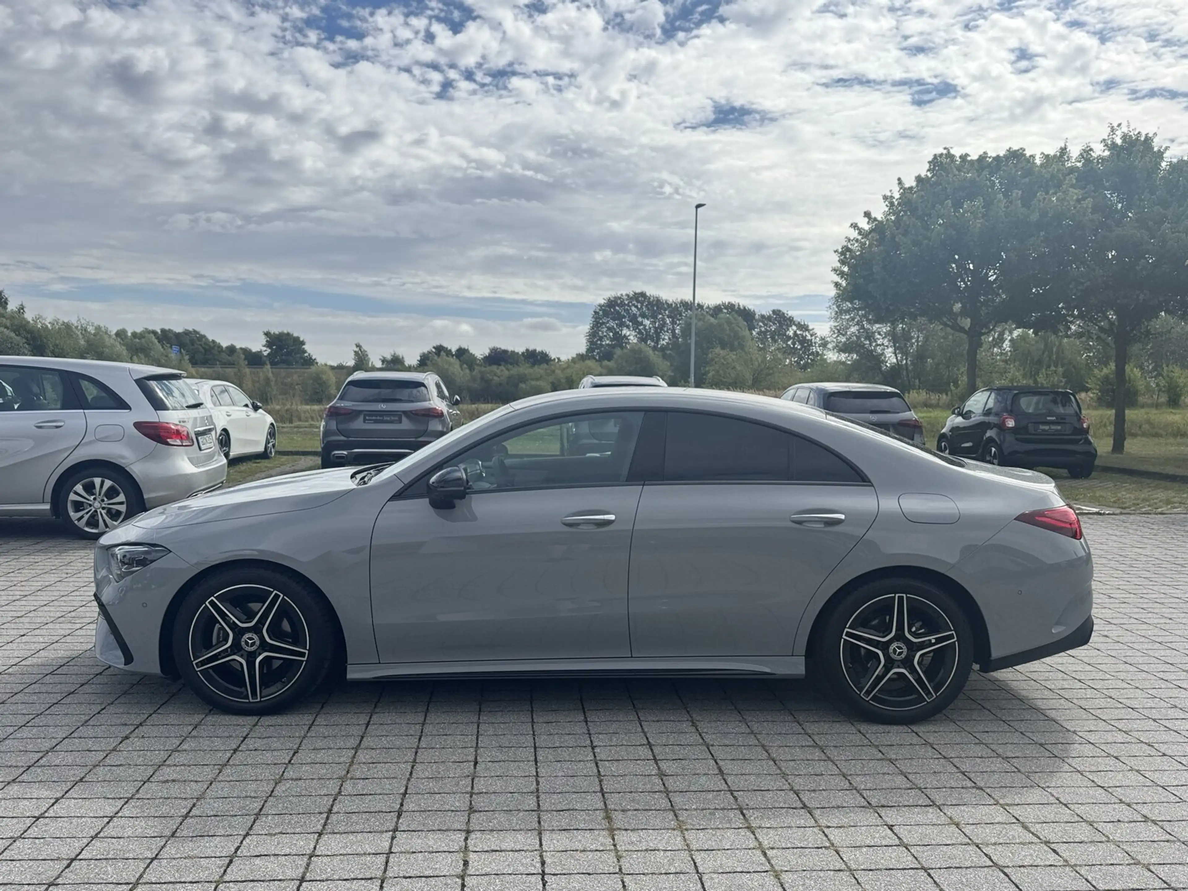 Mercedes-Benz CLA 180 CLA 180 Coupé AMG Distro 360Kam Multibeam Nightp — photo 7