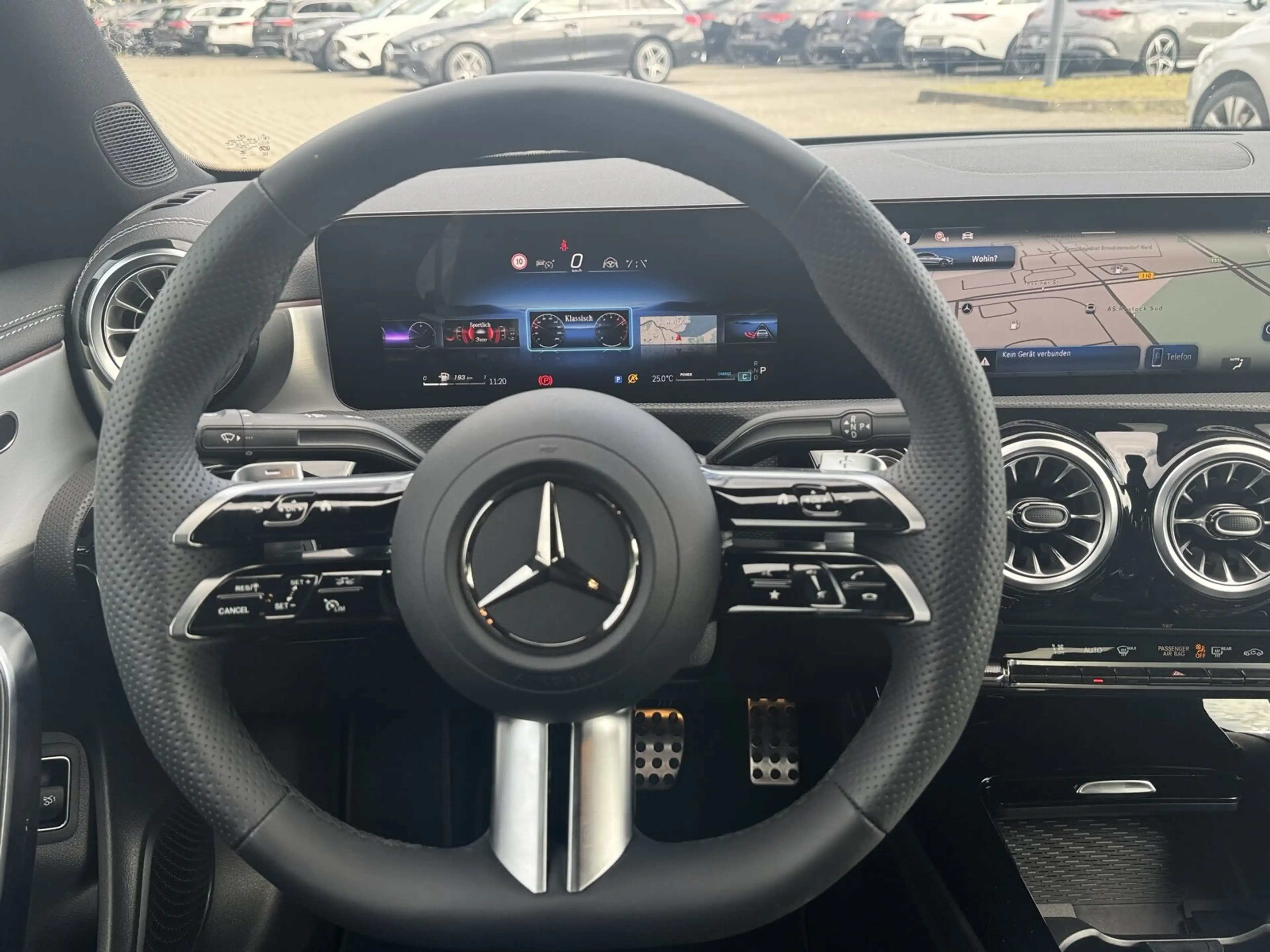Mercedes-Benz CLA 180 CLA 180 Coupé AMG Distro 360Kam Multibeam Nightp — photo 13