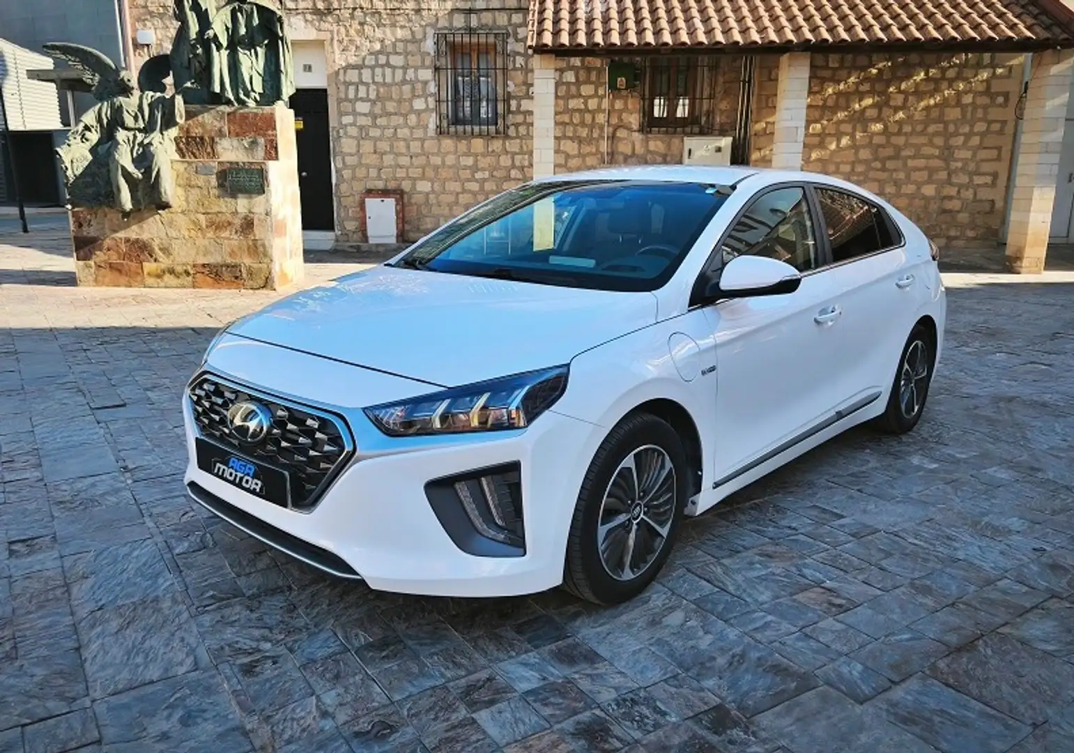 Hyundai IONIQ PHEV 1.6 GDI Tecno Blanco - 2