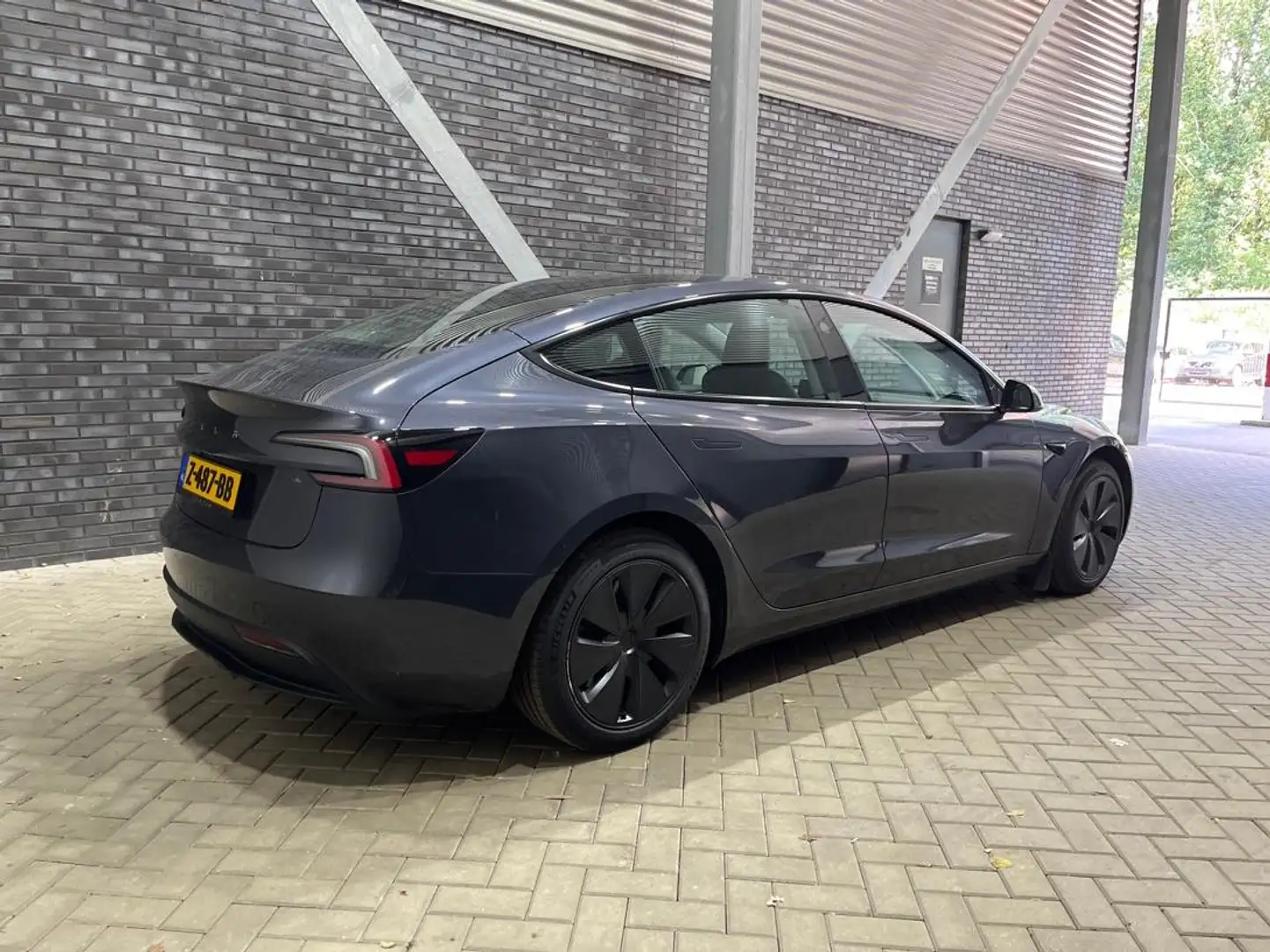 Tesla Model 3 RWD 60 kWh | Panoramadak | Autopilot | Camera | St Grau - 2