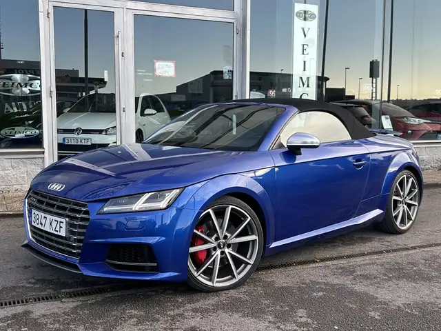 Audi TTS Roadster 2.0 TFSI quattro S-Tronic