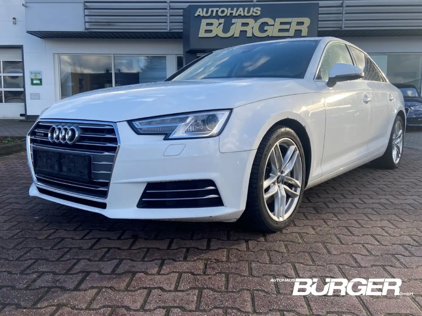 Audi A4 quattro sport 3.0 TDI Navi Bi-Xenon Klimaautom SHZ Weiß - 1