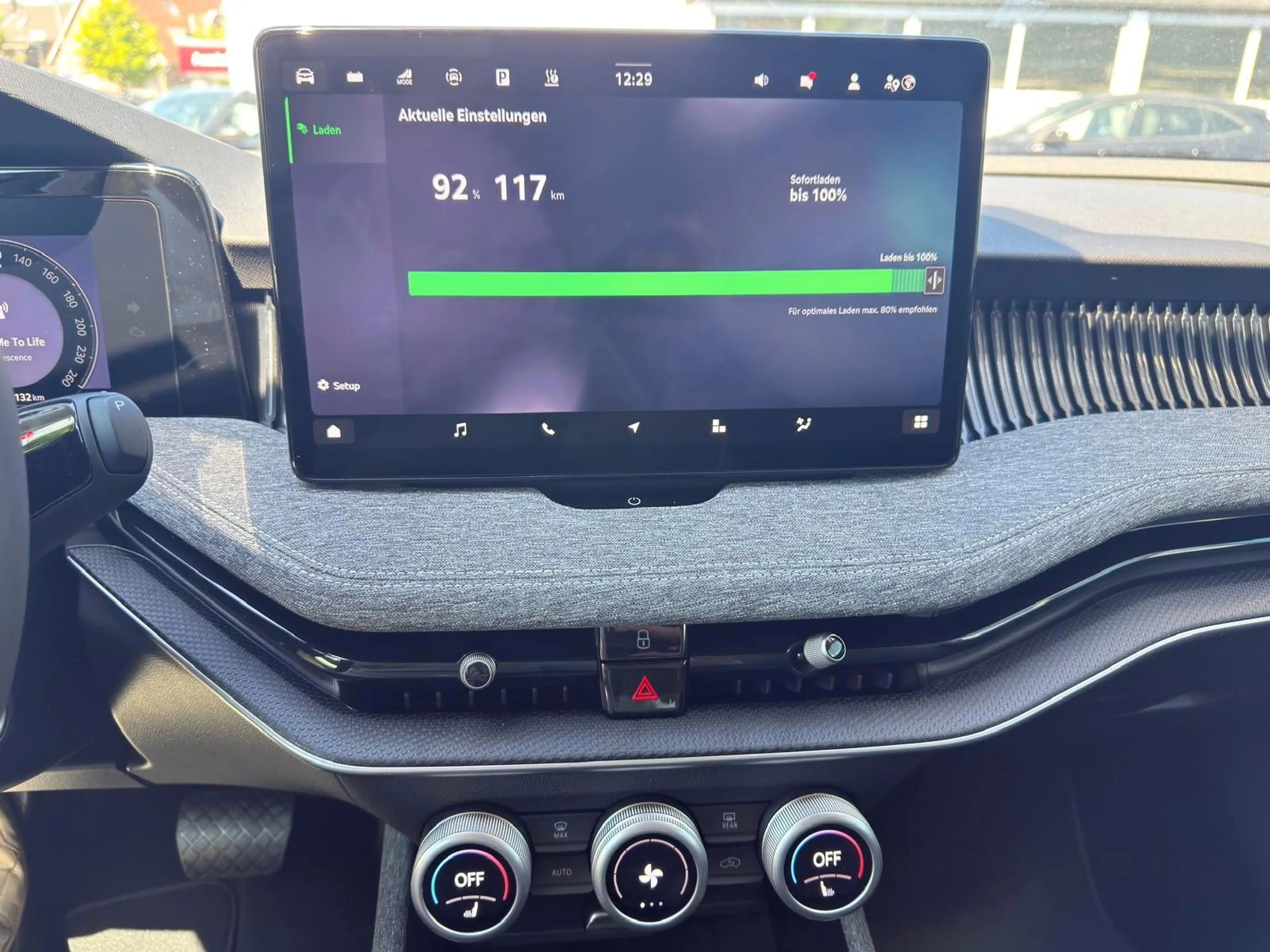 Skoda Superb Combi 1.5 TSI iV 150 kW Selection — photo 21