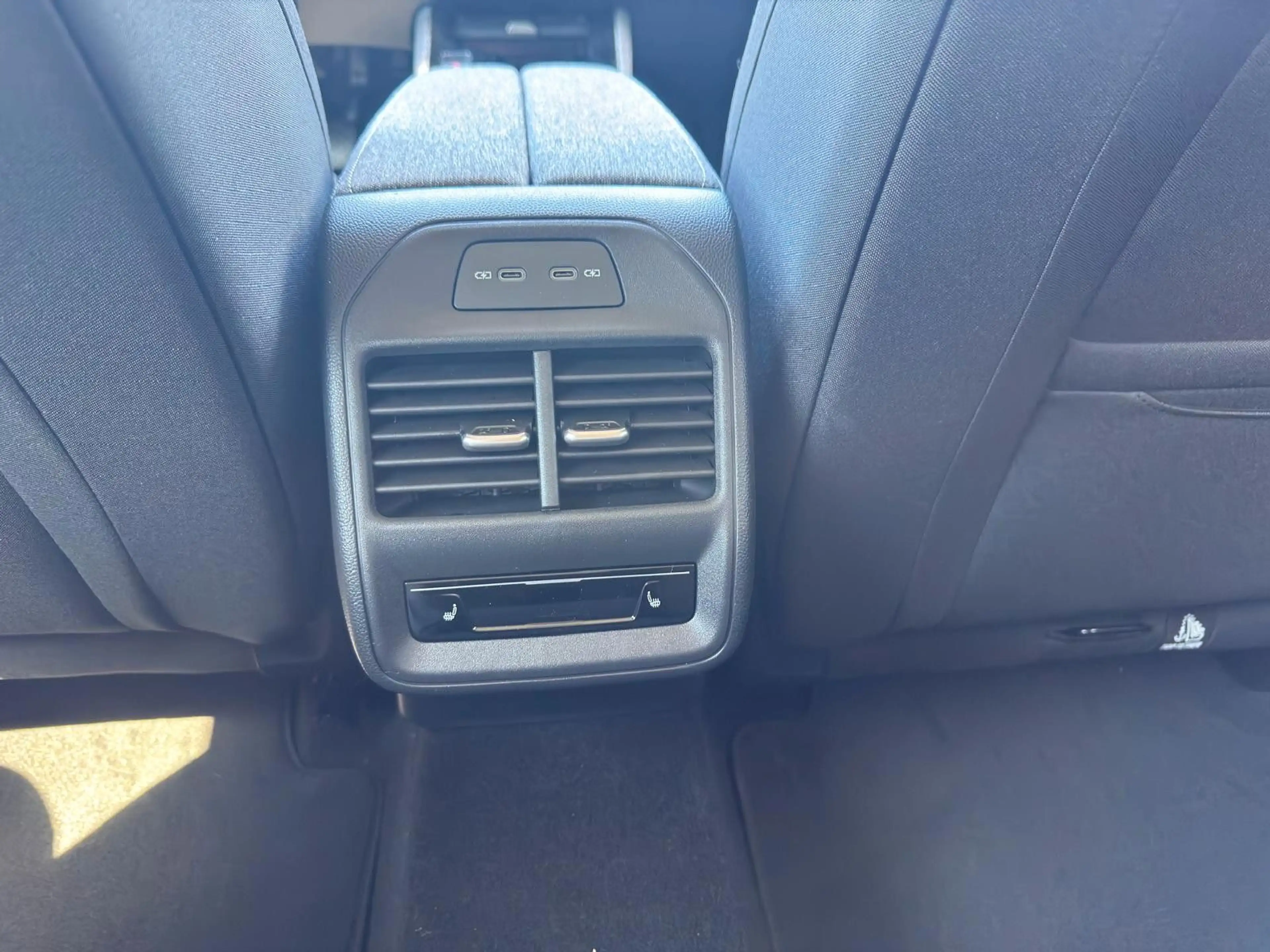 Skoda Superb Combi 1.5 TSI iV 150 kW Selection — photo 24