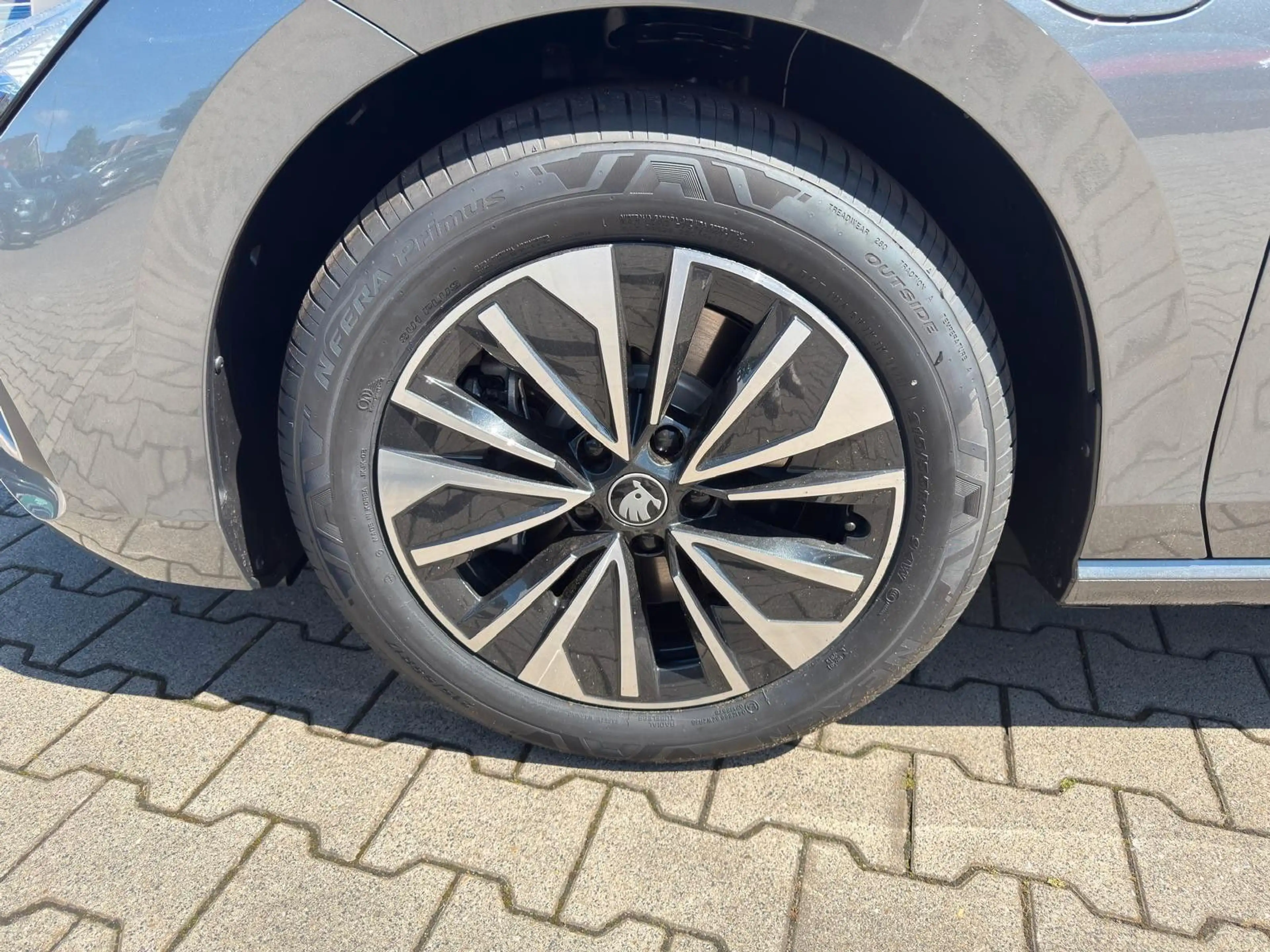 Skoda Superb Combi 1.5 TSI iV 150 kW Selection — photo 4