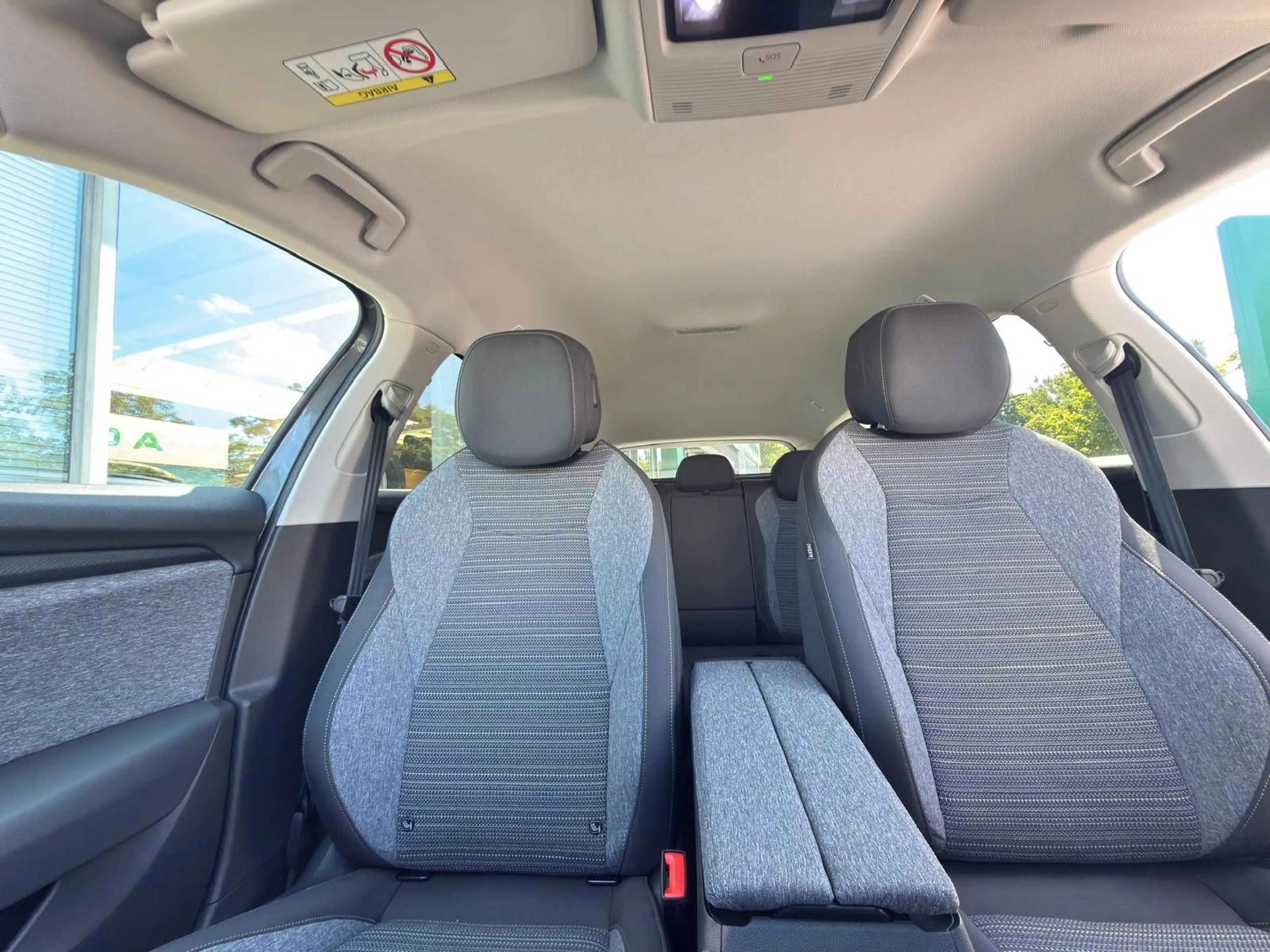 Skoda Superb Combi 1.5 TSI iV 150 kW Selection — photo 15